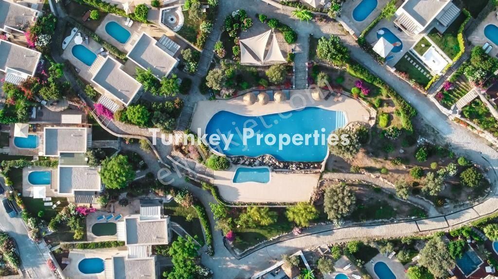 Büyüleyici Bir Tasarım Beş Yıldızlı Hizmet Satılık Villa - Görsel 3