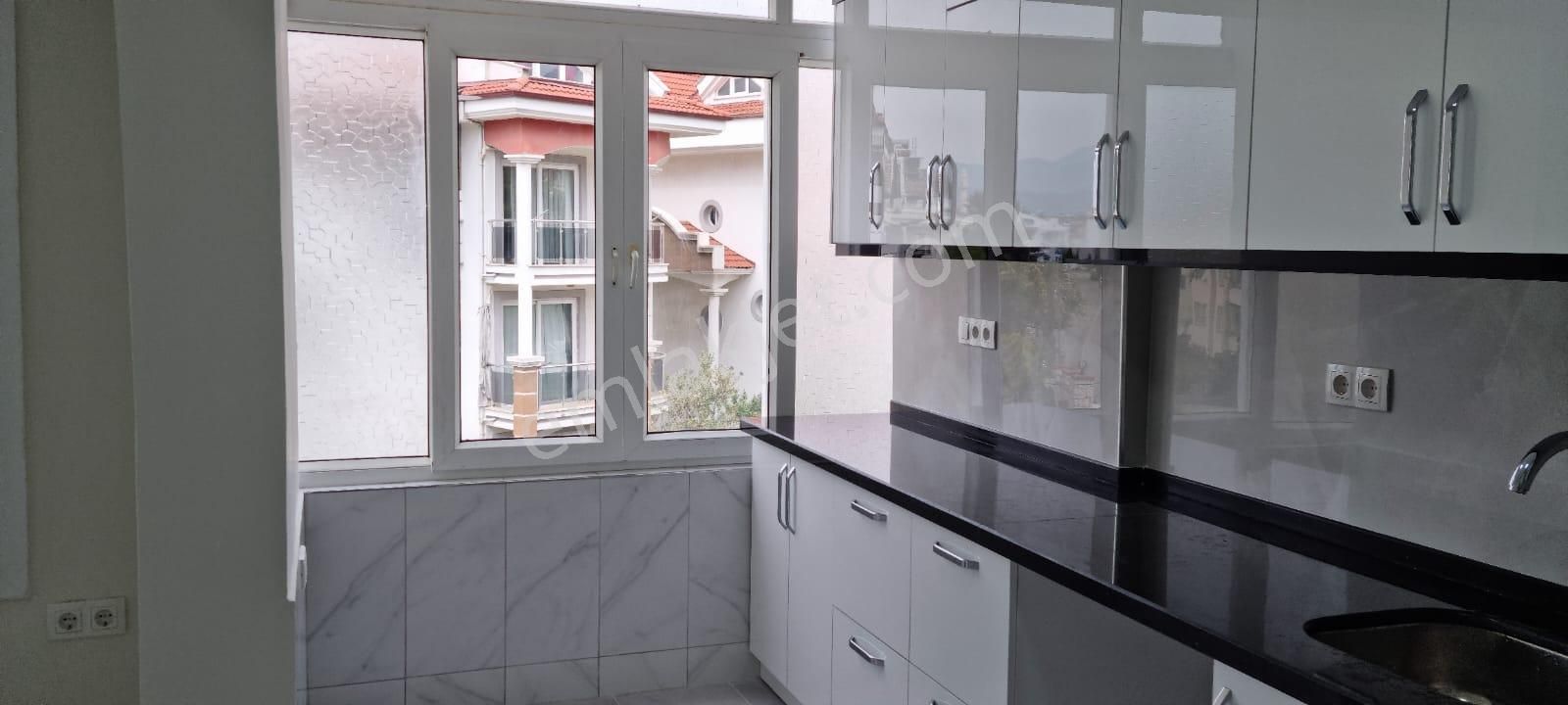 Tuzla Mahallesinde Büyük Tadilatlı 3+1 Daire - Görsel 8
