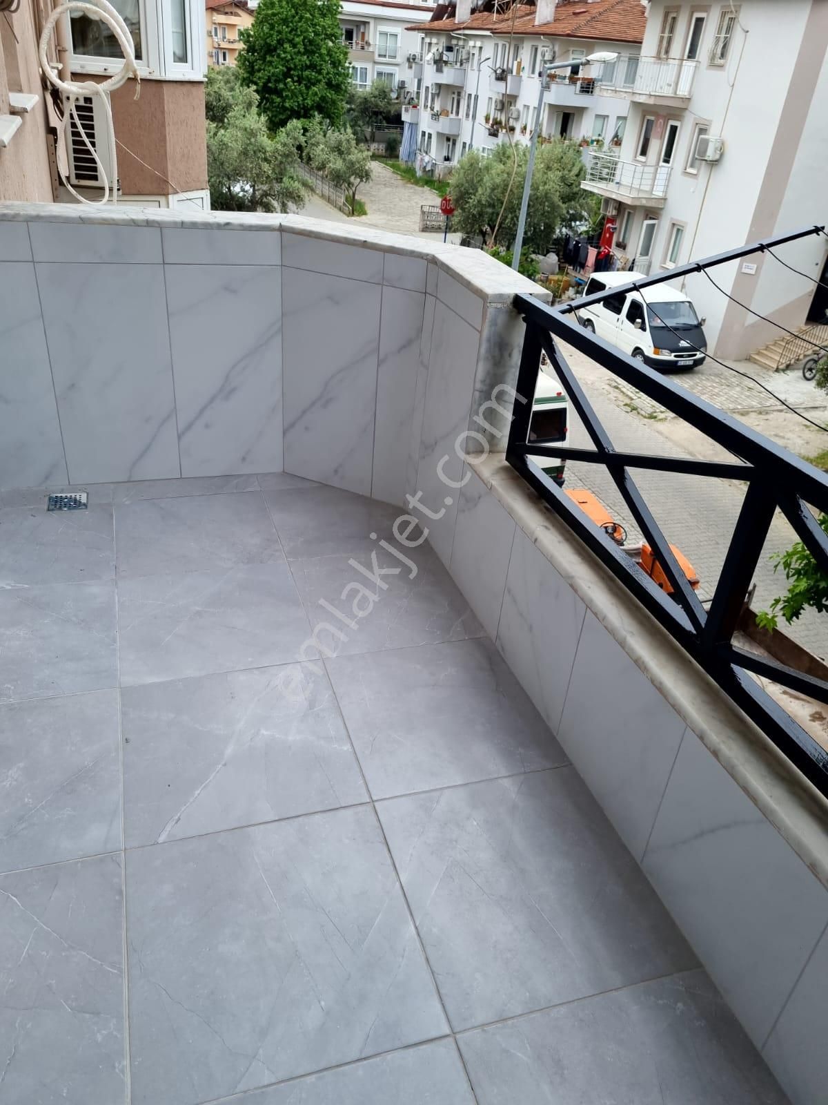 Tuzla Mahallesinde Büyük Tadilatlı 3+1 Daire - Görsel 13