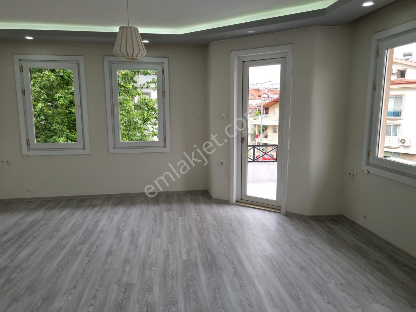 Tuzla Mahallesinde Büyük Tadilatlı 3+1 Daire - Görsel 10