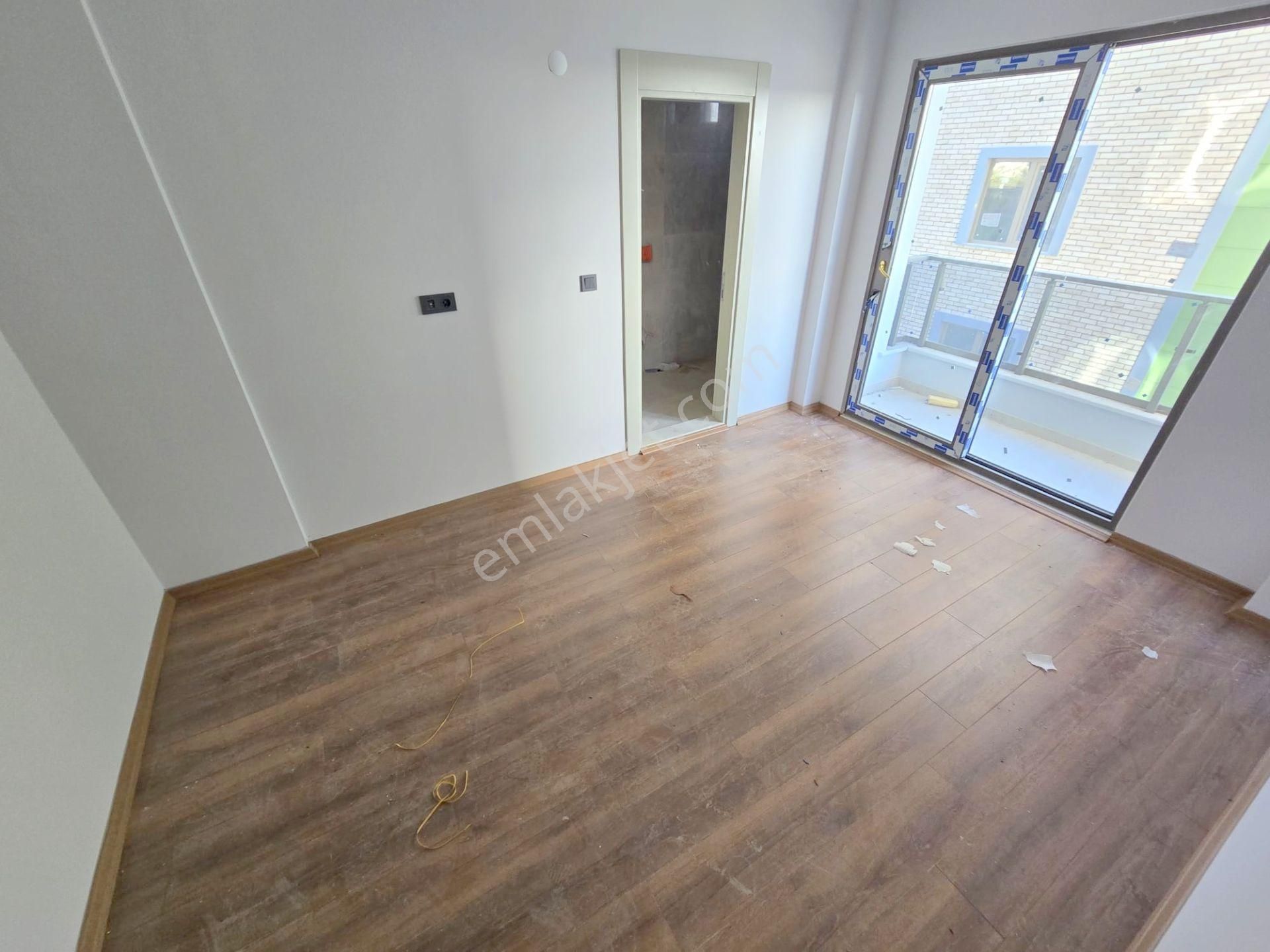 🟩🟢kadıköy'de Ultralüx Tasarımlı Arakat Kapalı Otoparklı 2+1 Daire - Görsel 21