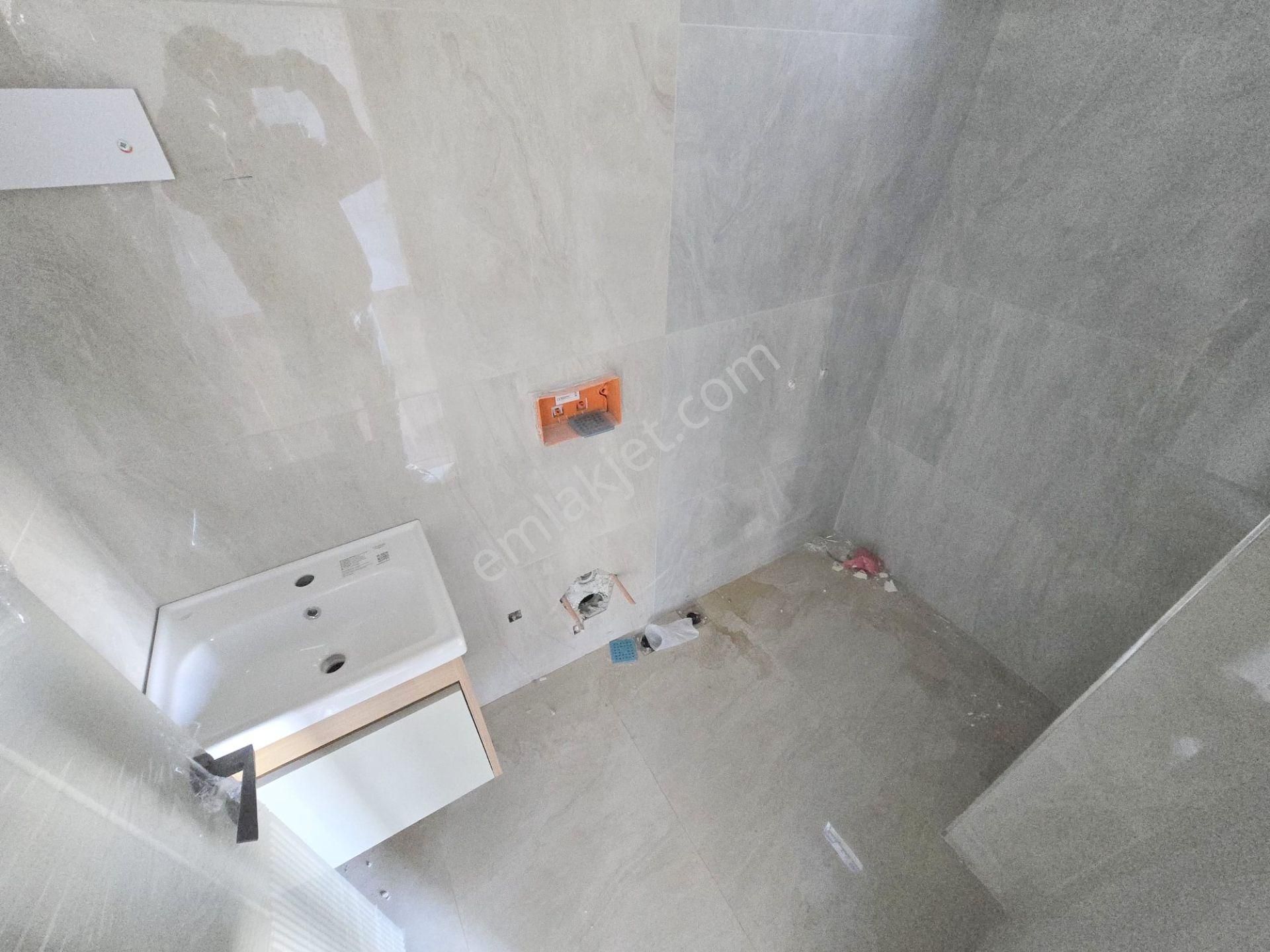 🟩🟢kadıköy'de Ultralüx Tasarımlı Arakat Kapalı Otoparklı 2+1 Daire - Görsel 17
