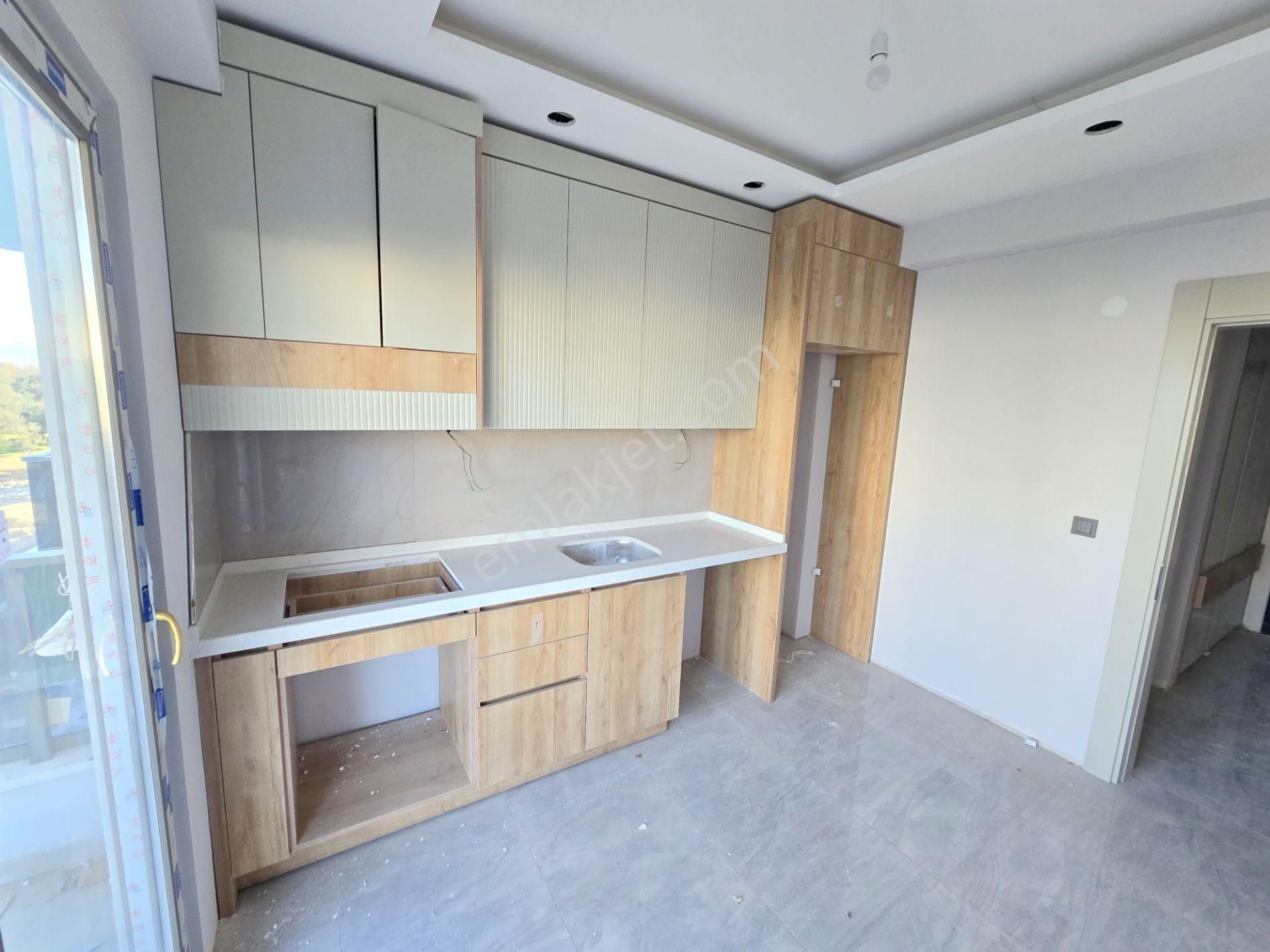 🟩🟢kadıköy'de Ultralüx Tasarımlı Arakat Kapalı Otoparklı 2+1 Daire - Görsel 33