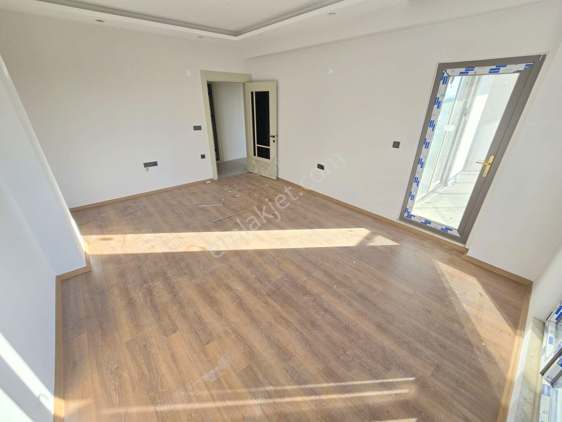 🟩🟢kadıköy'de Ultralüx Tasarımlı Arakat Kapalı Otoparklı 2+1 Daire - Görsel 18