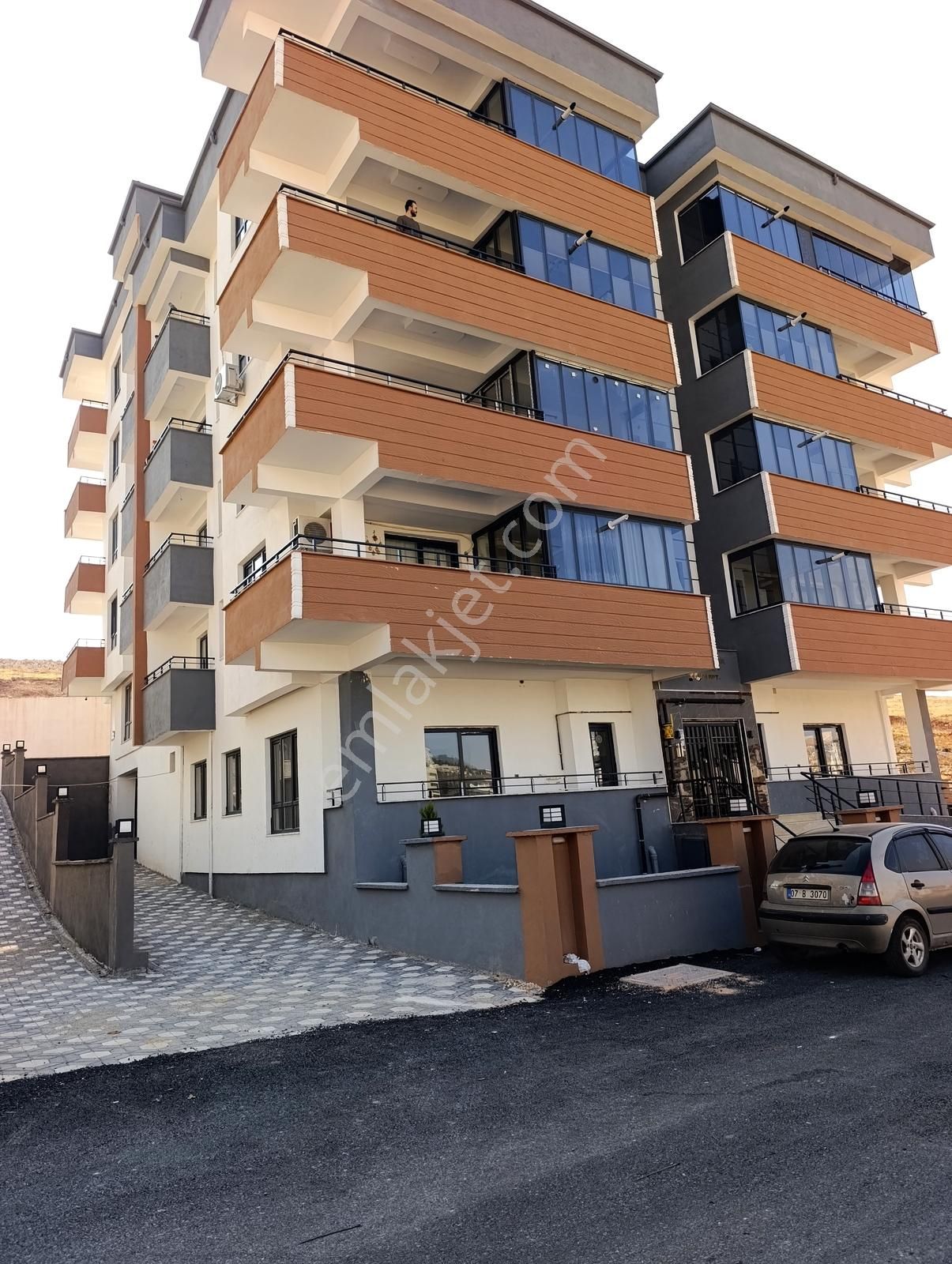 H.arslan'dan Şahintepe'de Yerden Isıtma, Sıfır, Ara Kat 2,5+1