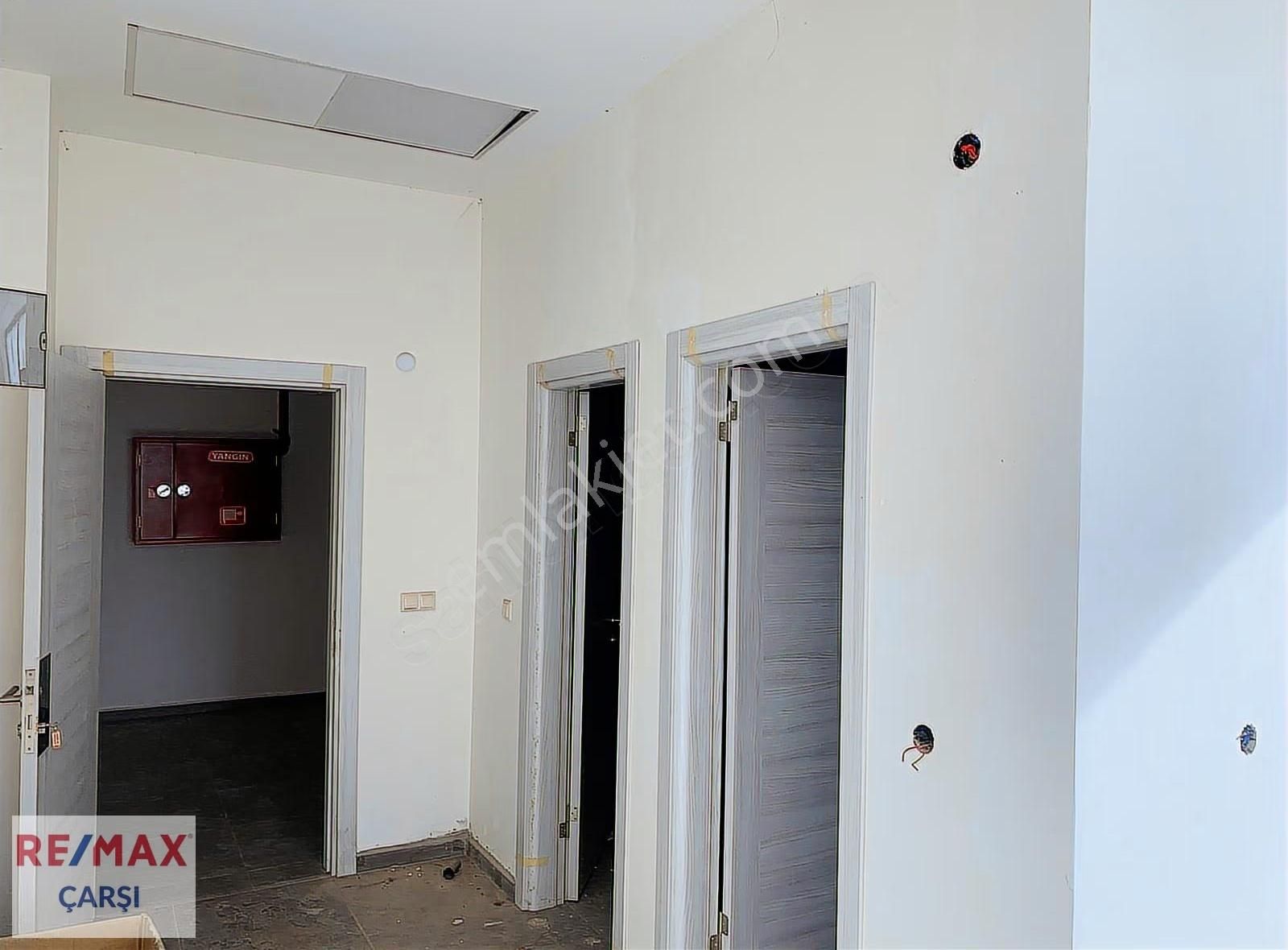 Kartepe Kaymakamlık Yanı 170 M² Kiralık Geniş Teraslı Ofis - Görsel 31