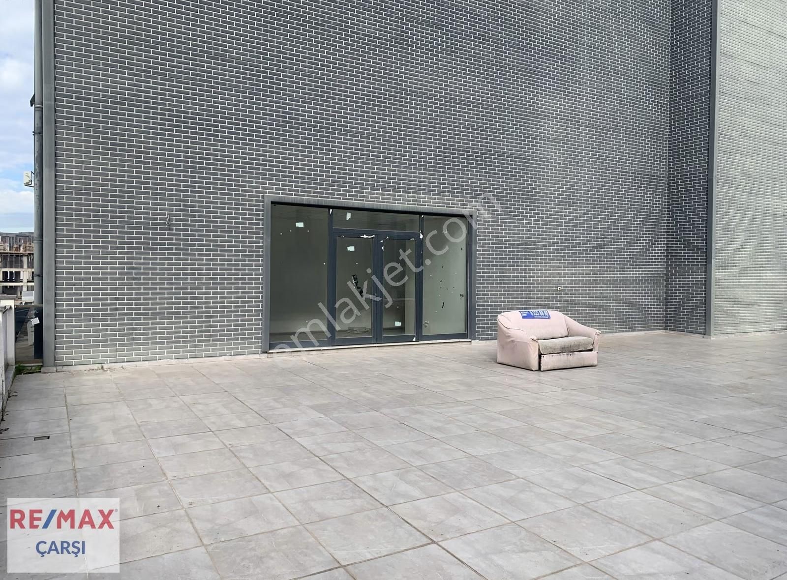 Kartepe Kaymakamlık Yanı 170 M² Kiralık Geniş Teraslı Ofis - Görsel 12