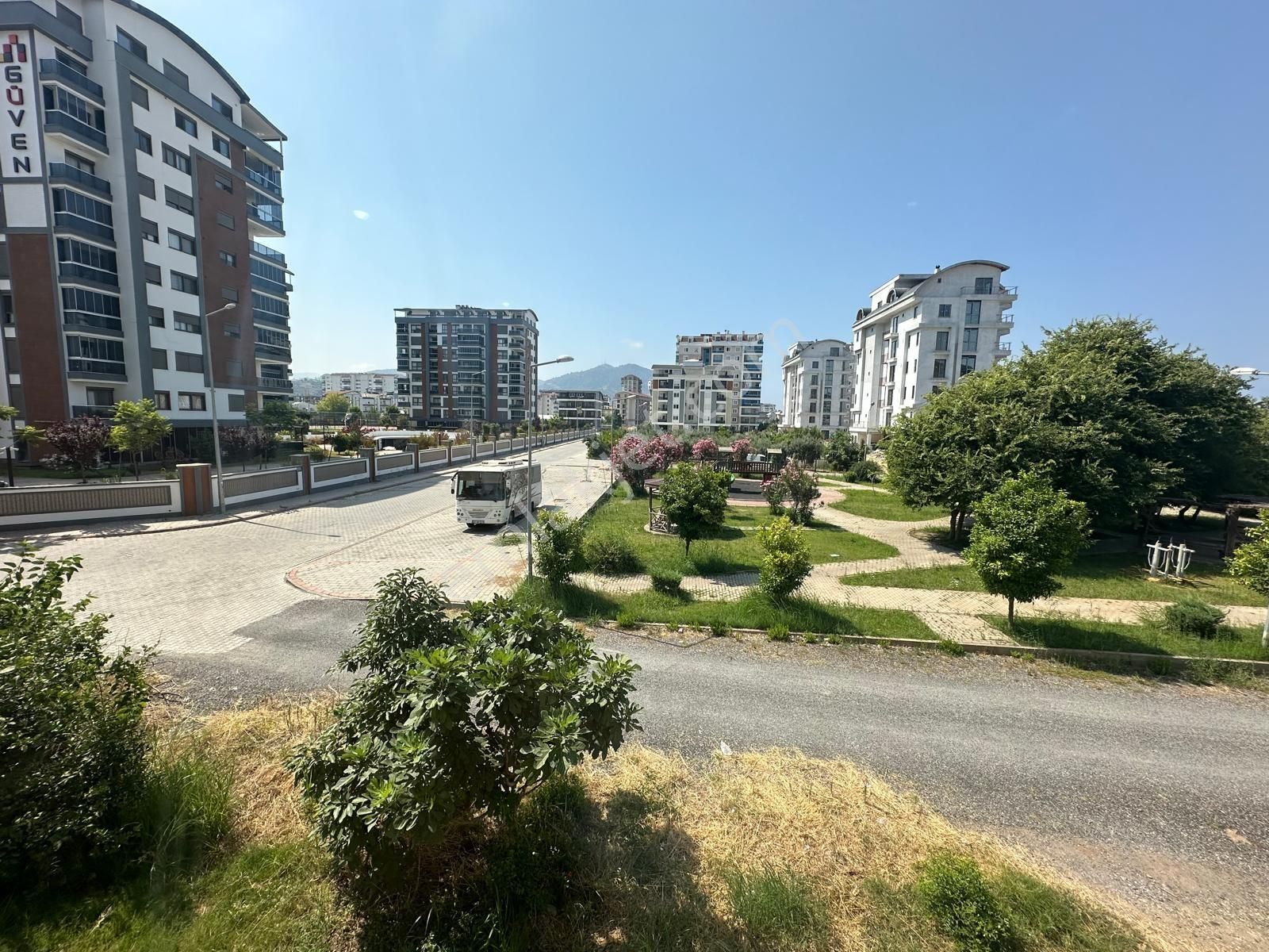 Denızyoluna 50 Mt Mesafede Kıralık 3+1 - Görsel 22