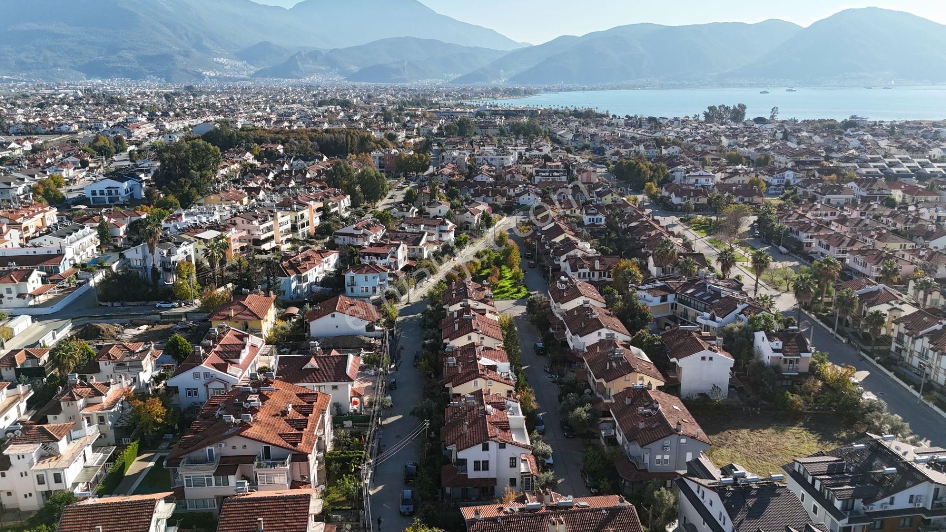 Goldhouse Dan Satılık Foça Mahallesinde Site İçinde Müstakil 4+1 İkiz Villa - Görsel 3