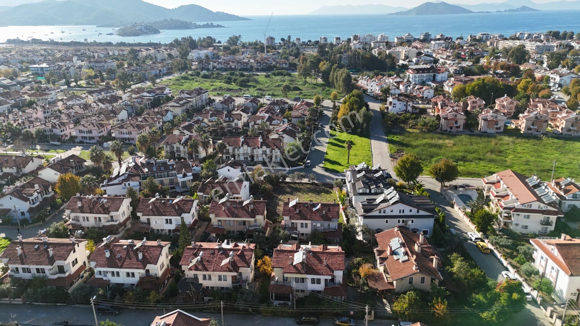 Goldhouse Dan Satılık Foça Mahallesinde Site İçinde Müstakil 4+1 İkiz Villa - Görsel 2