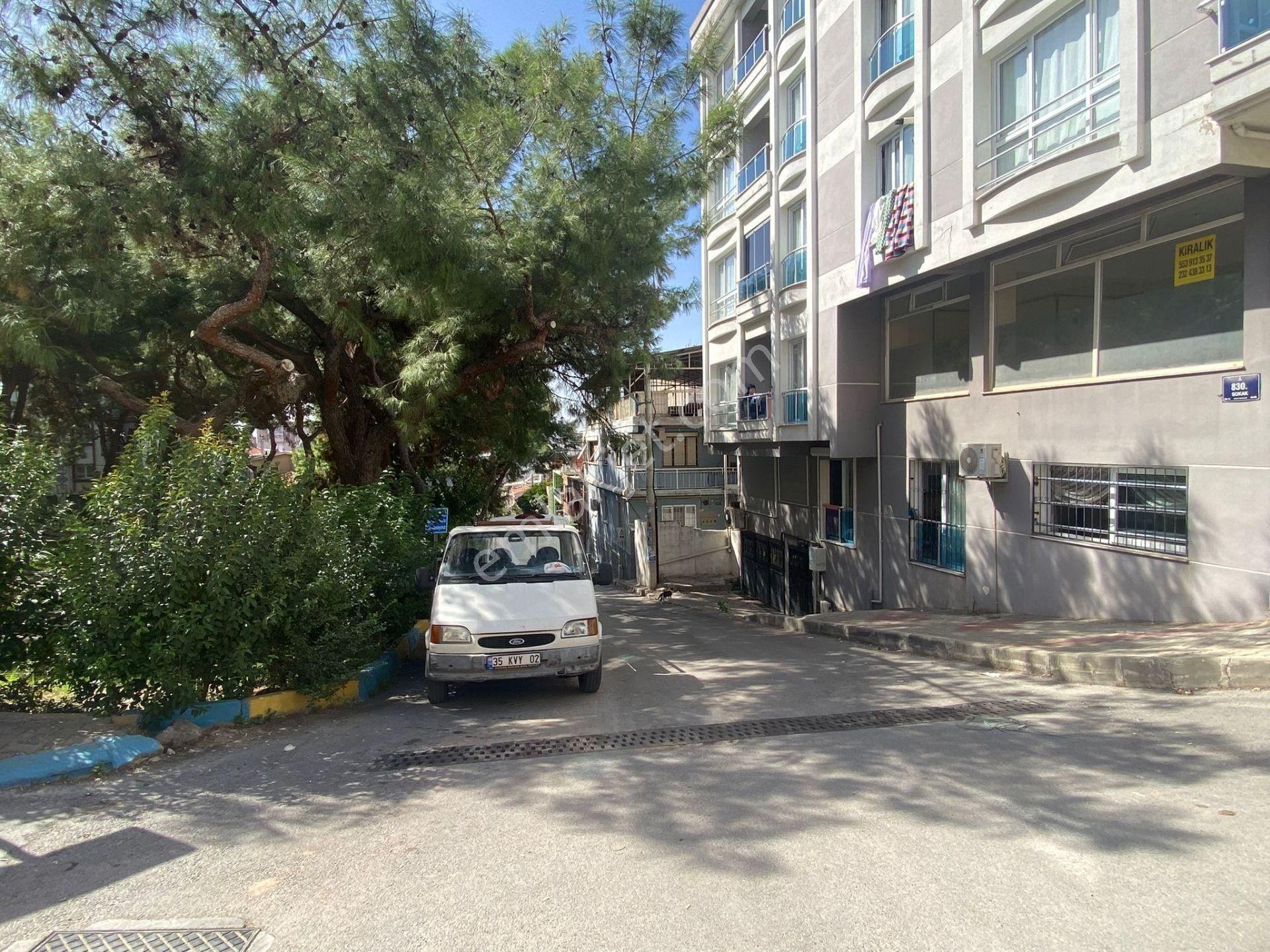 Buca Çamlık Mahallesinde Uçanyol Yanı 90m2 Wc'li Köşe Konumda Kiralık Dükkan - Görsel 9