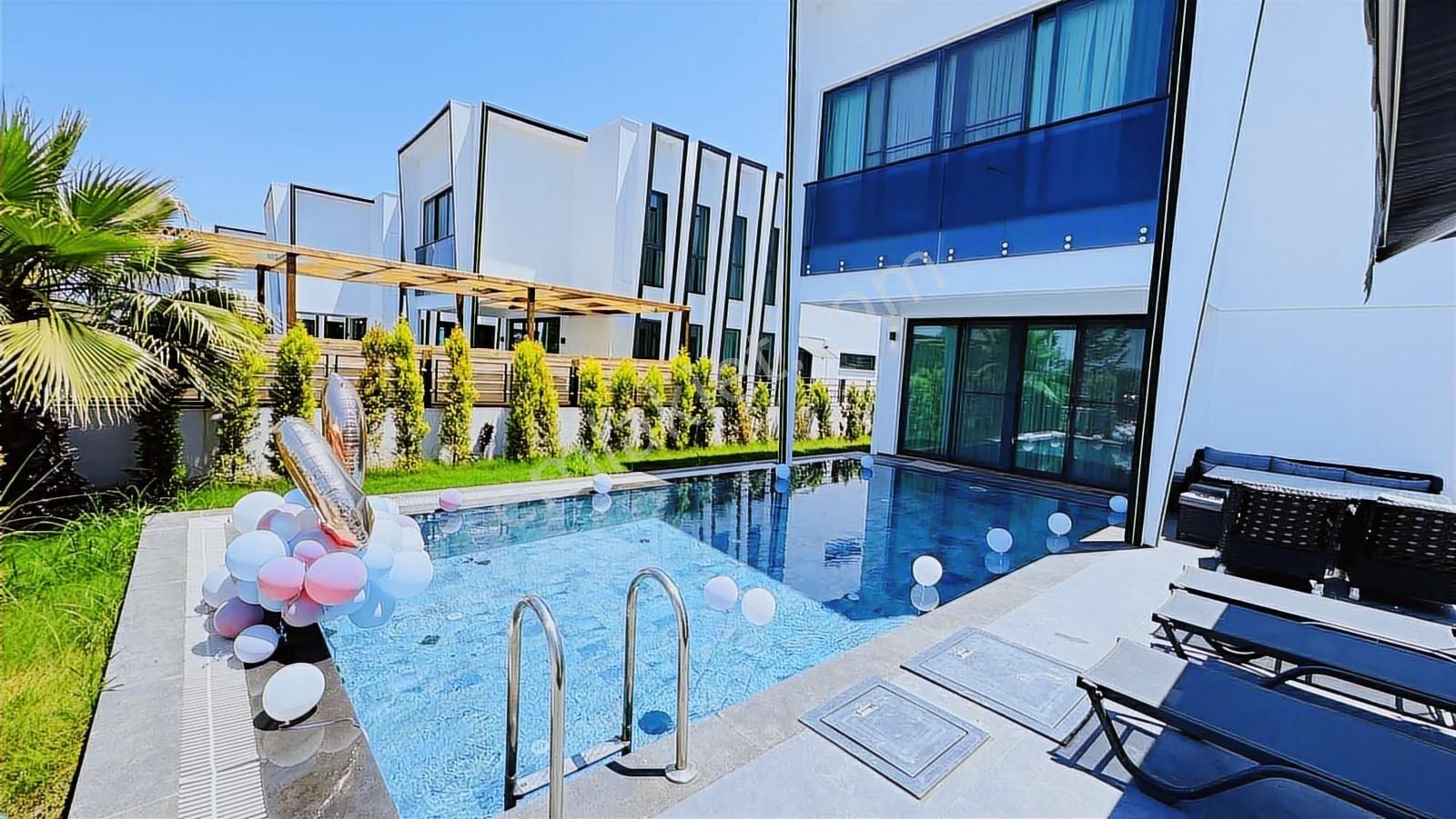 Belek Merkezde Kiralık Lüks Özel Havuzlu 3+1 Vılla - Görsel 16