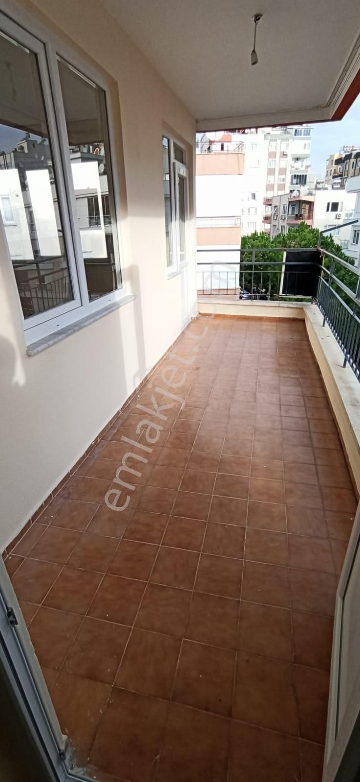 Bayındırda 3+1 135m2 Arakat Daire - Görsel 20