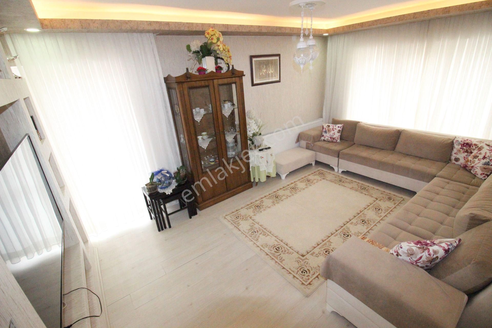 Hemdem Gayrimenkul'den 30 Ağustos'ta Full+full Yapılı Çift Girişli Asansörlü 6+1 Satılık Daire - Görsel 11