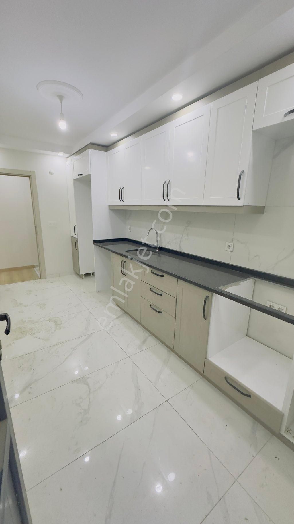 Saadetdere Mahallesinde Setılık 2+1 Daire - Görsel 4