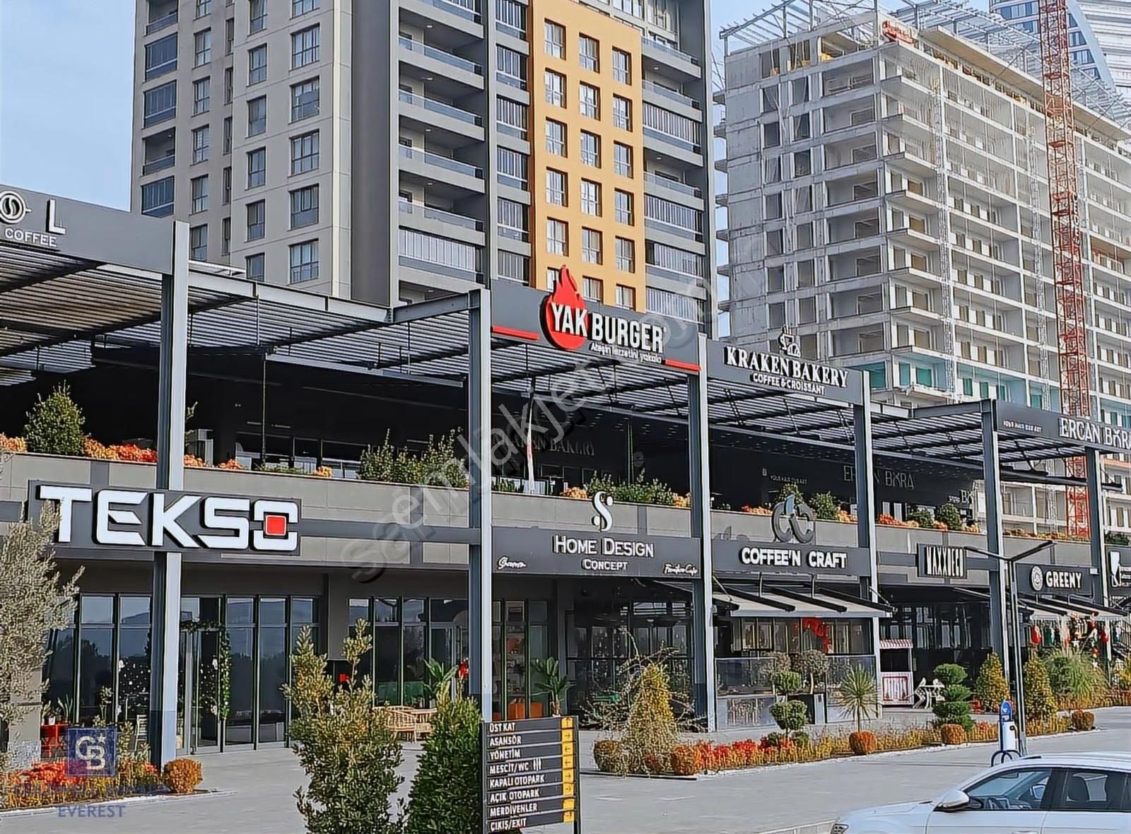 Balat'ın En Özel Burger Restorantı - Görsel 28