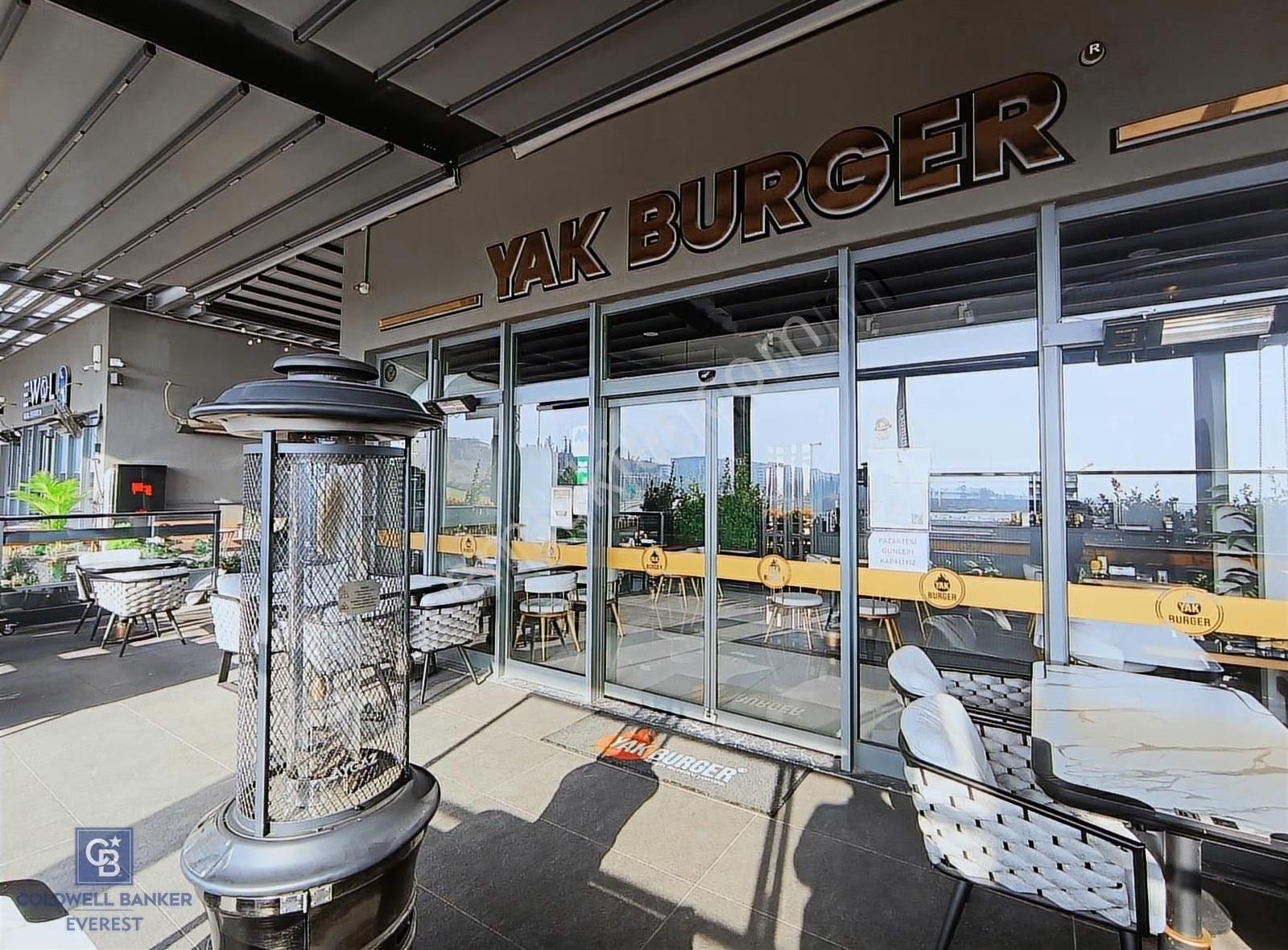 Balat'ın En Özel Burger Restorantı - Görsel 18