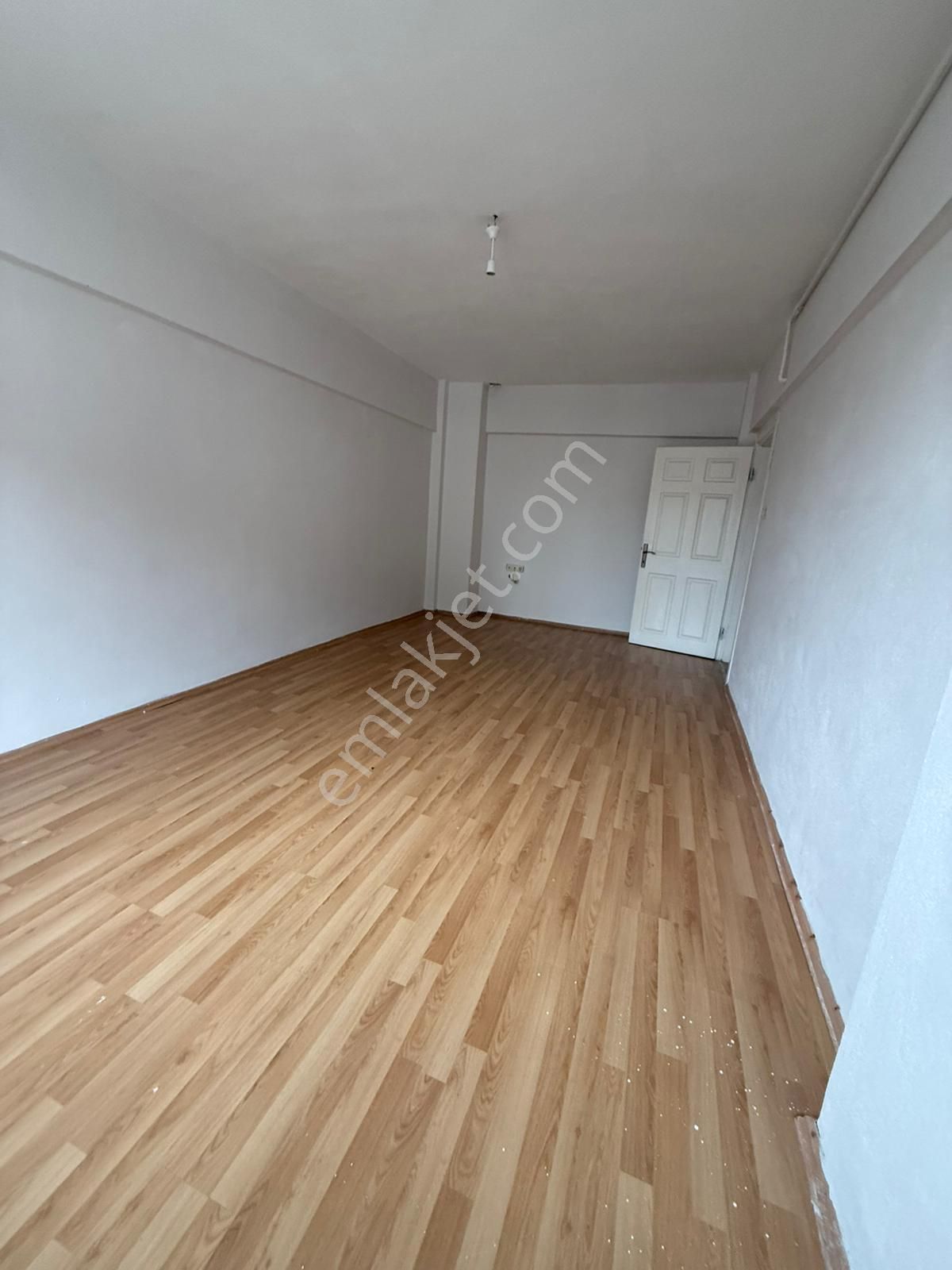 Şirinevler'de Ferah 2+1 Daire - Görsel 7