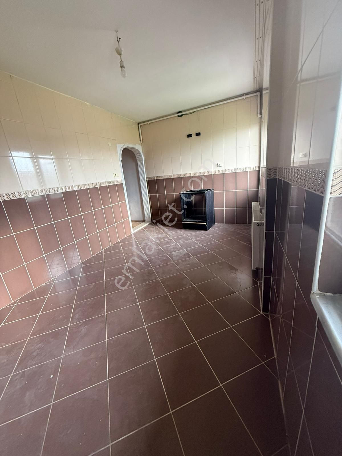 Şirinevler'de Ferah 2+1 Daire - Görsel 9