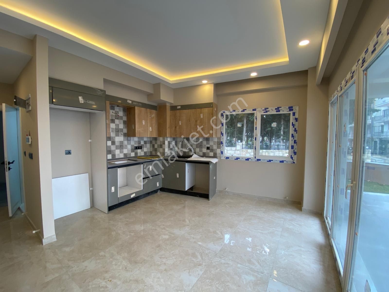 Kuşadası Güzelçamlı'da Satılık Sıfır Yapım Müstakil Bahçeli Daire Yazlık - Görsel 23