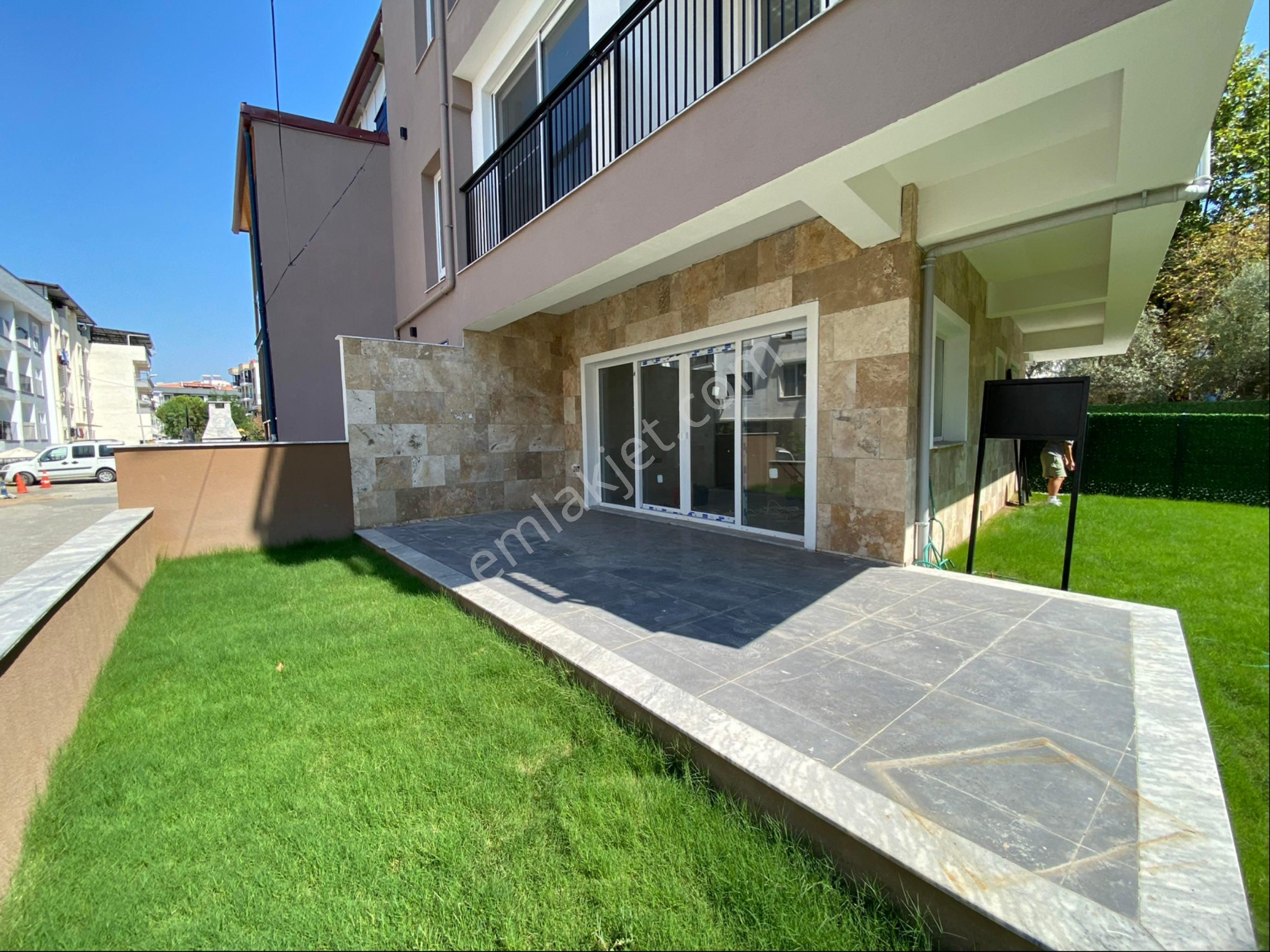 Kuşadası Güzelçamlı'da Satılık Sıfır Yapım Müstakil Bahçeli Daire Yazlık - Görsel 5