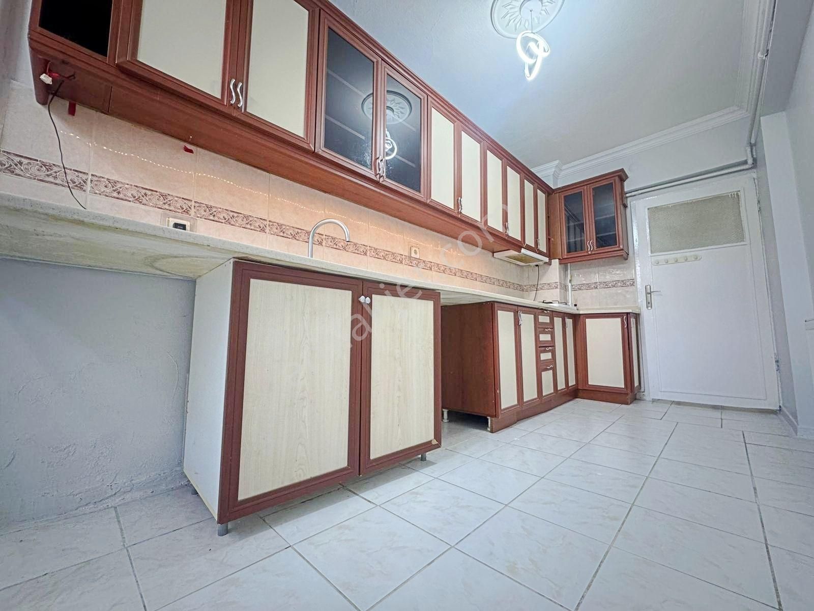 Lokman Hekim Hastanesi Yanı Kendine Ait Bahçeli 2+1 Fırsat Satılık Daire - Görsel 16