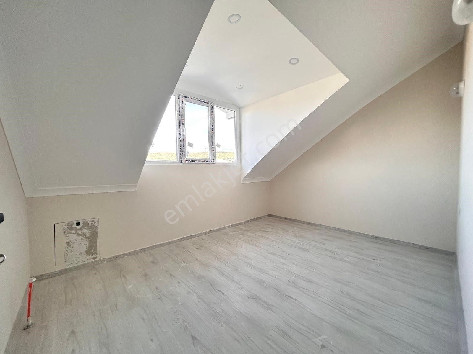 Goldhouse Dan Satılık Gerişburnu Mahallesinde Çevre Yoluna Yakın 2+1 Çatı Dubleks Daire - Görsel 16