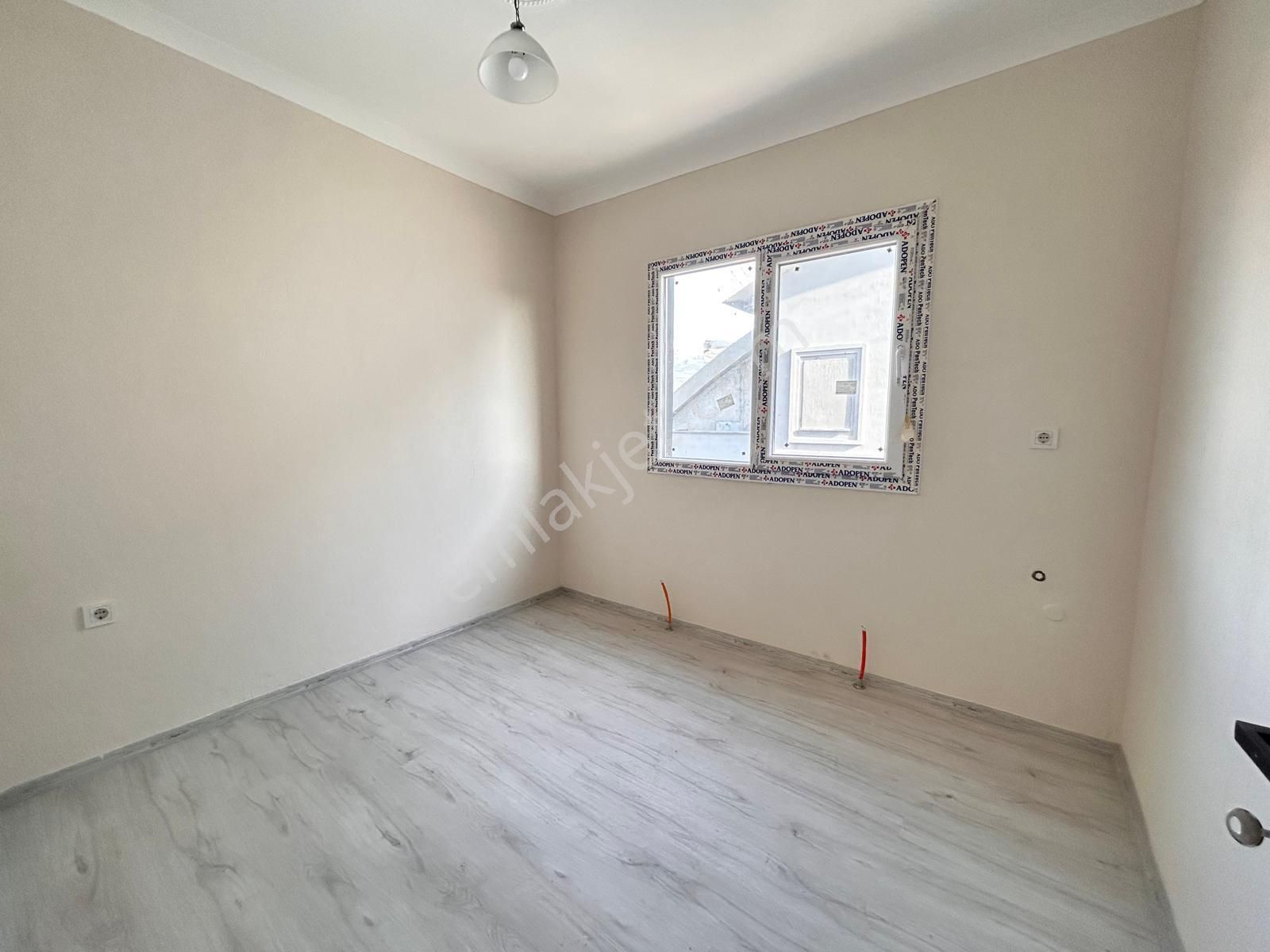 Goldhouse Dan Satılık Gerişburnu Mahallesinde Çevre Yoluna Yakın 2+1 Çatı Dubleks Daire - Görsel 12