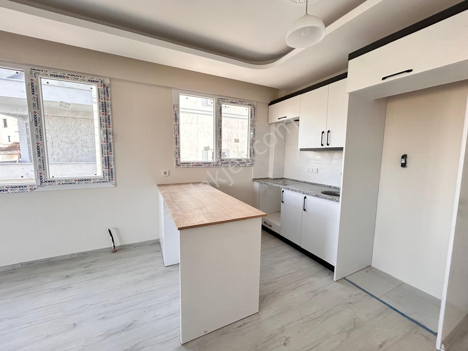 Goldhouse Dan Satılık Gerişburnu Mahallesinde Çevre Yoluna Yakın 2+1 Çatı Dubleks Daire - Görsel 4