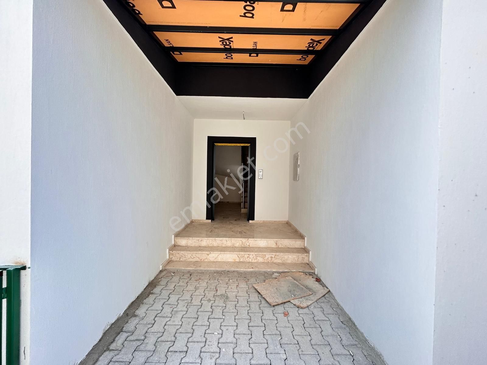 Goldhouse Dan Satılık Gerişburnu Mahallesinde Çevre Yoluna Yakın 2+1 Çatı Dubleks Daire - Görsel 19