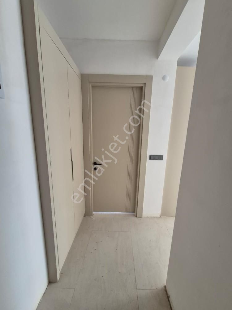 Kuşadası Marinnın Kıymetli Lokasyonunda Dubleks Sıfır Daire - Görsel 23