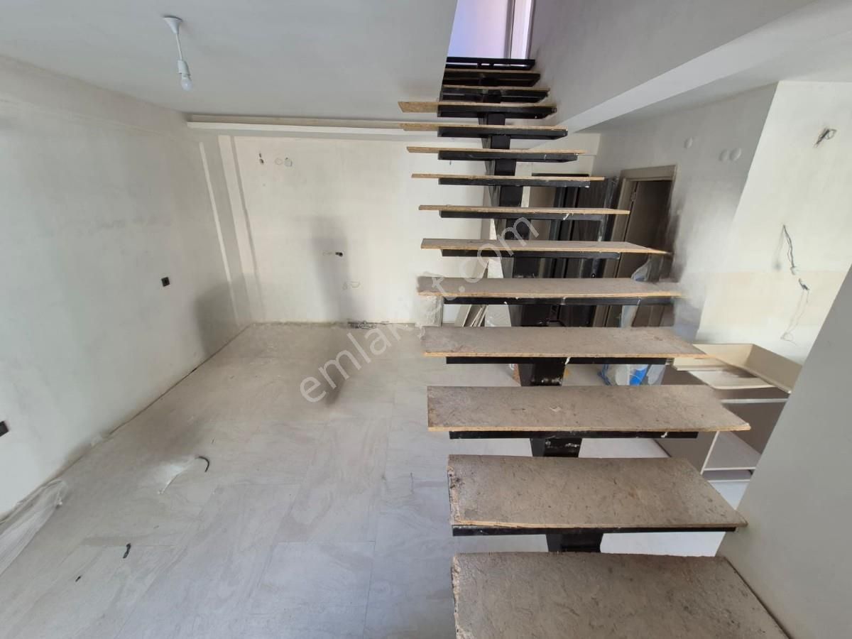 Kuşadası Marinnın Kıymetli Lokasyonunda Dubleks Sıfır Daire - Görsel 12