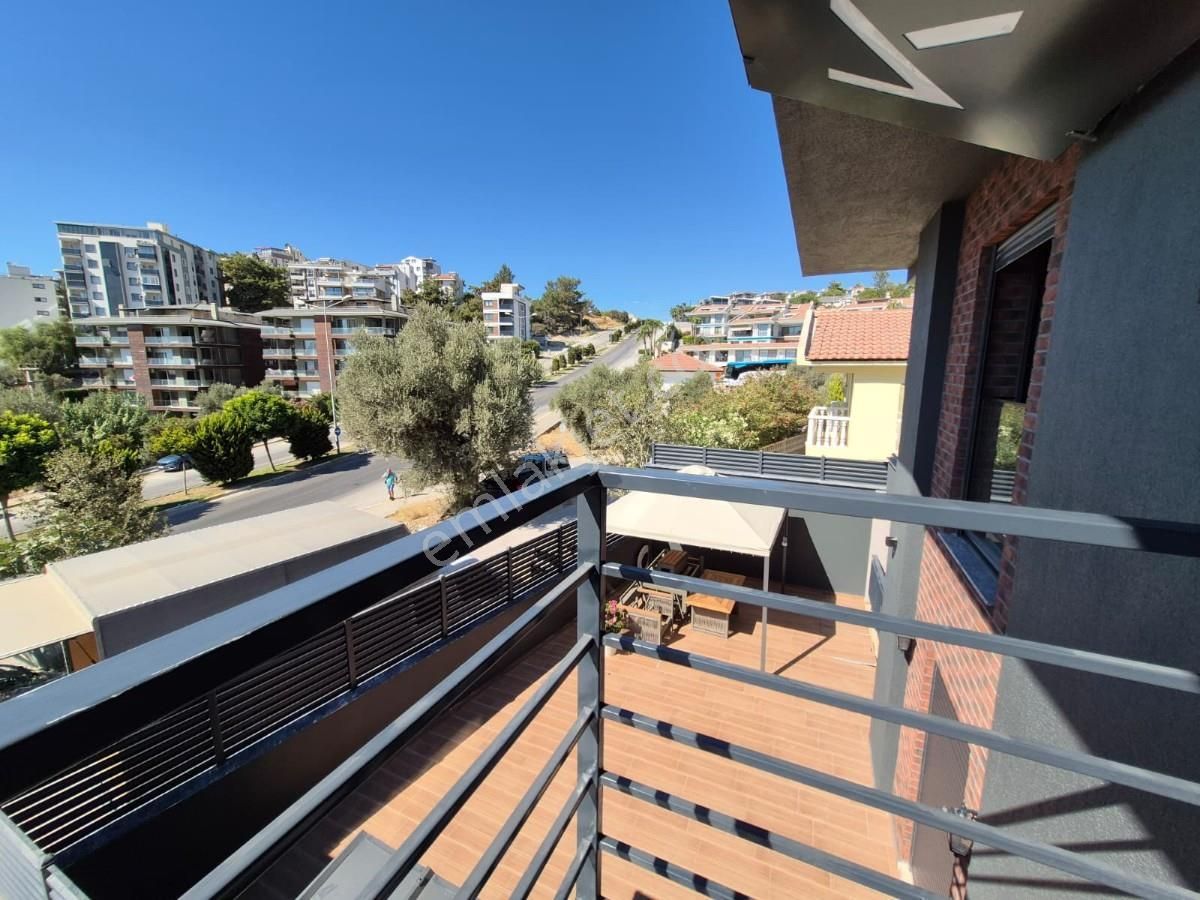 Kuşadası Marinnın Kıymetli Lokasyonunda Dubleks Sıfır Daire - Görsel 27