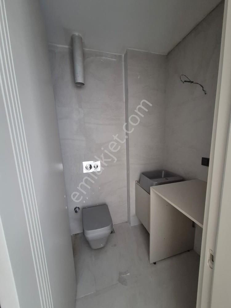 Kuşadası Marinnın Kıymetli Lokasyonunda Dubleks Sıfır Daire - Görsel 17