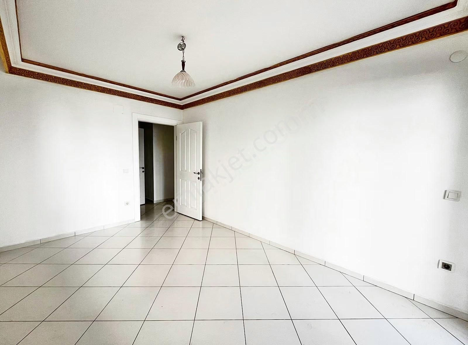 Alanya Oba'da Satılık 3+1 Ayrı Mutfak Site İçi Geniş Daire - Görsel 19