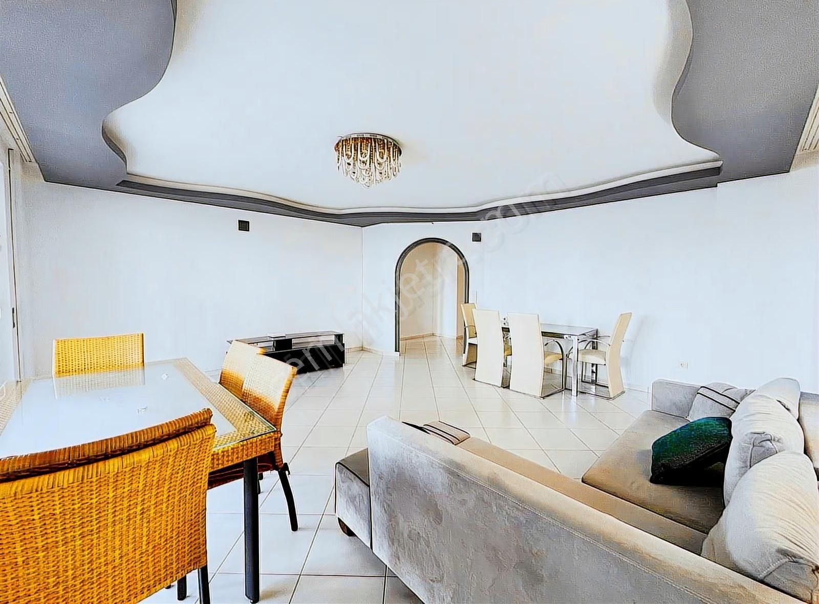 Alanya Oba'da Satılık 3+1 Ayrı Mutfak Site İçi Geniş Daire - Görsel 16