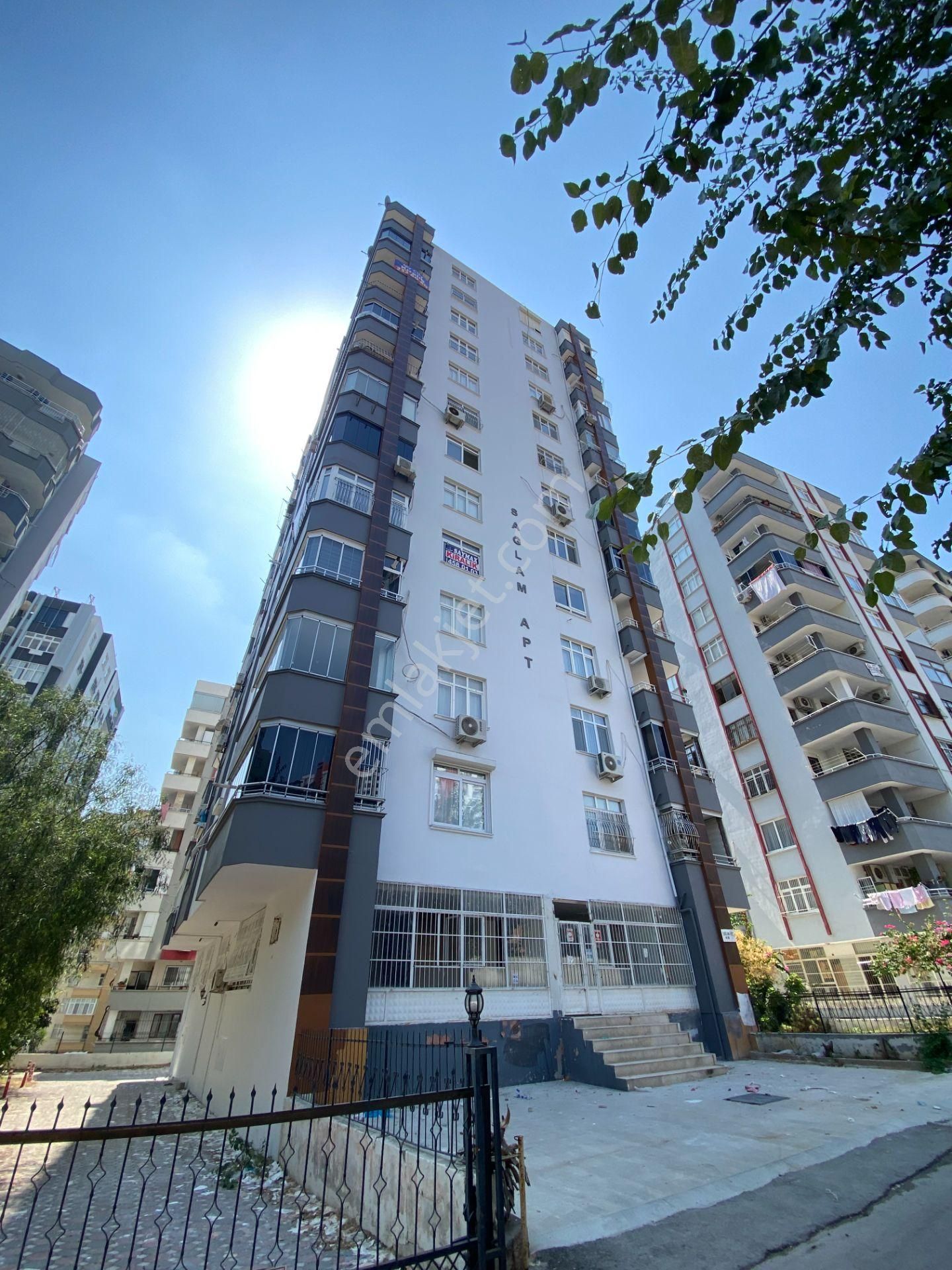 Güzelyalı'da 3+1 165 M2 Doğalgazlı Bakımlı Kiralık Daire - Görsel 27
