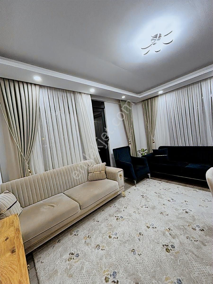 Altıntaş'ta Site İçinde Satılık 2+1 Daire