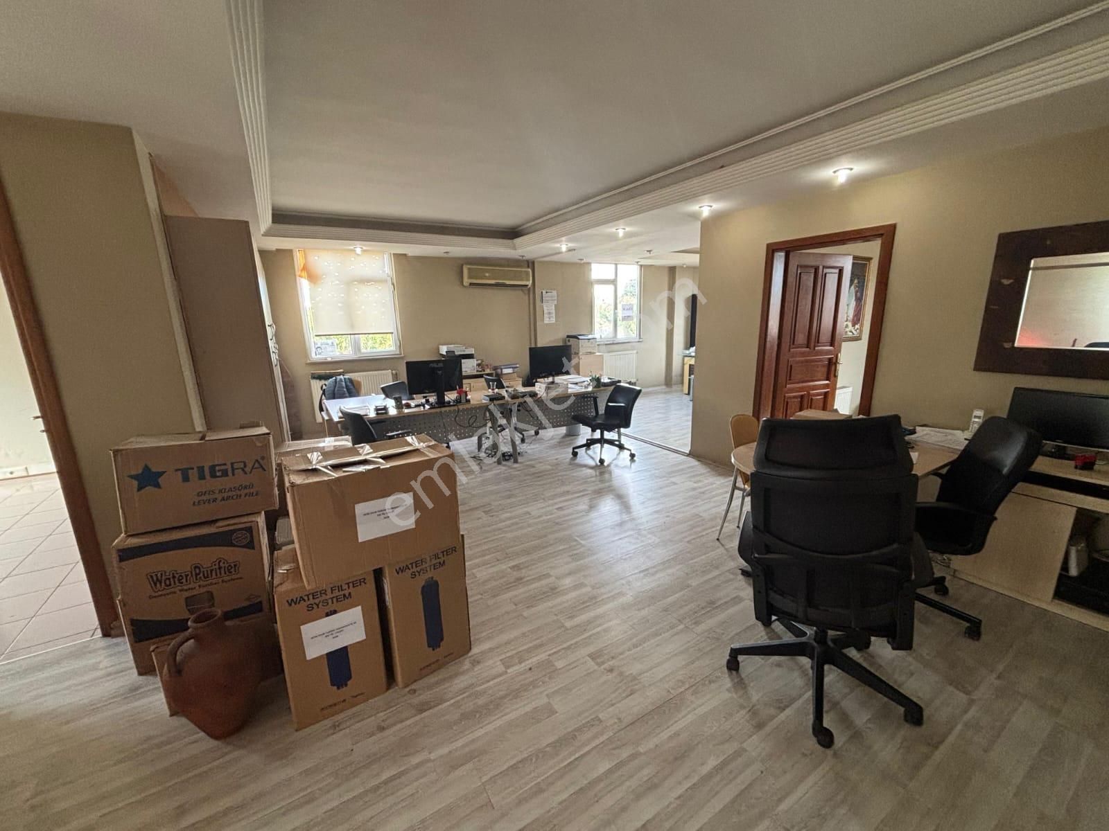 Şirinevler Bahçelievler Belediyesinin Yanında 3+1/130m2/ 3. Kat Kiralık Ofis - Görsel 3