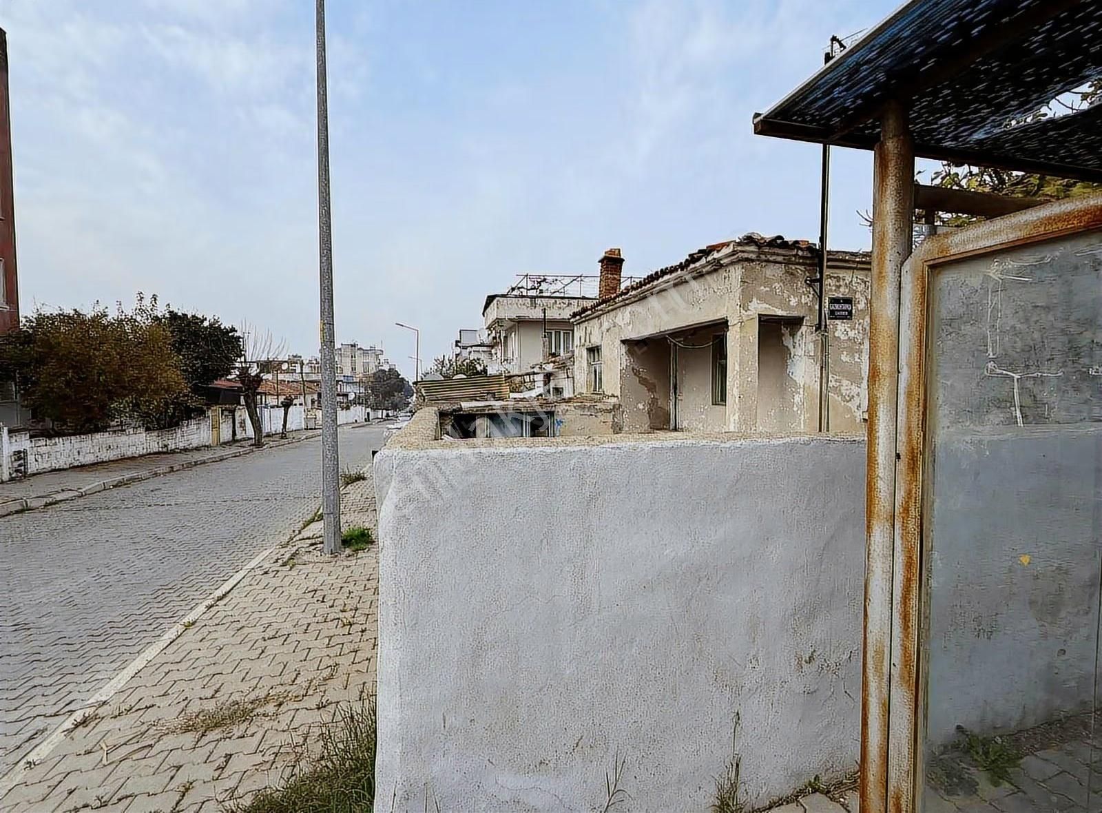 Pek Emlaktan Kentsel Dönüşümde 4 Kat İmarlı Köşe Parsel - Görsel 8