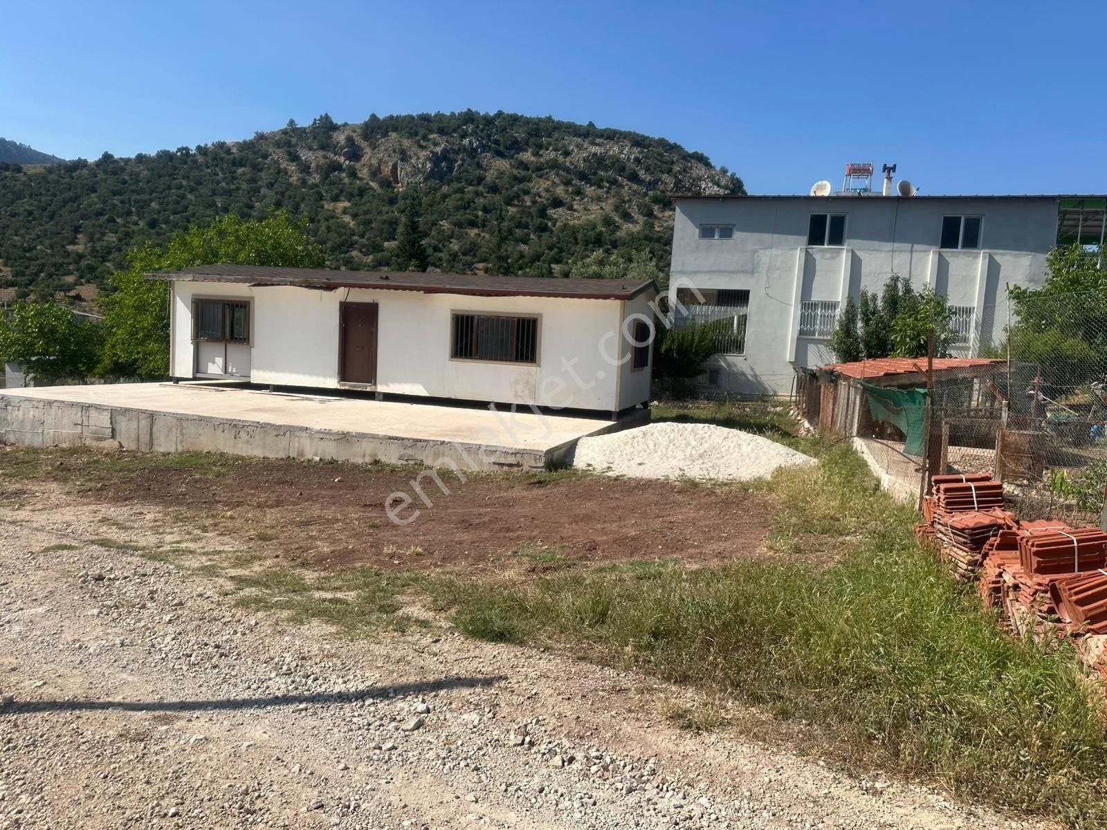 Korkuteli Bayatbademlerinde Muhteşem Lokasyonda Yazlık Ev - Görsel 8