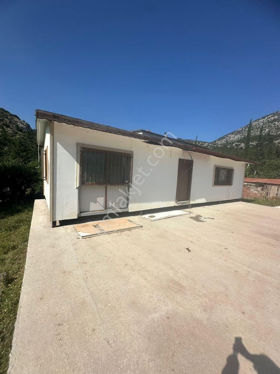 Korkuteli Bayatbademlerinde Muhteşem Lokasyonda Yazlık Ev - Görsel 16