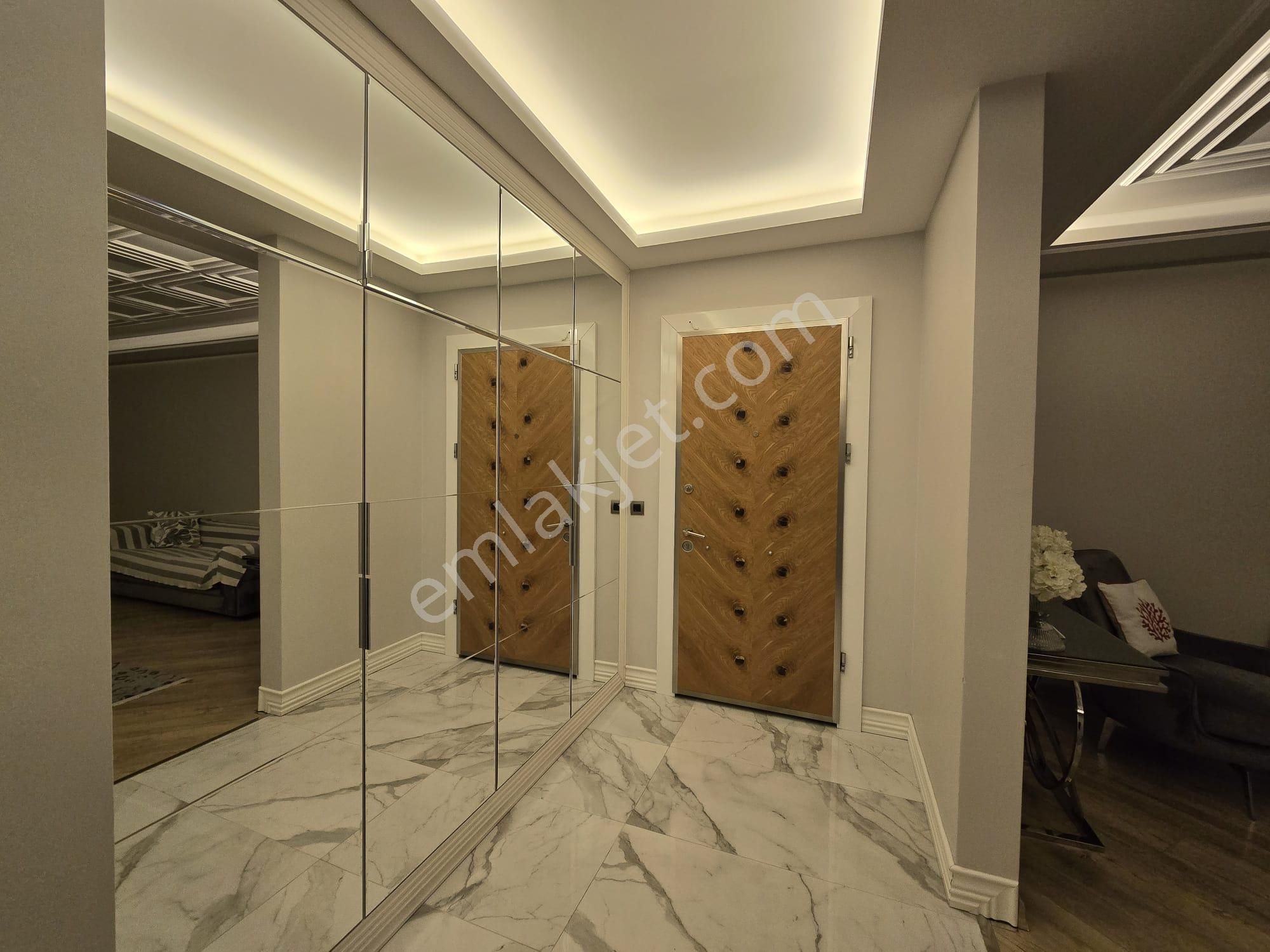 Elfi'den Beşevler Trio Live Porjesinde Satılık 3+1 Ara Kat Daire - Görsel 3