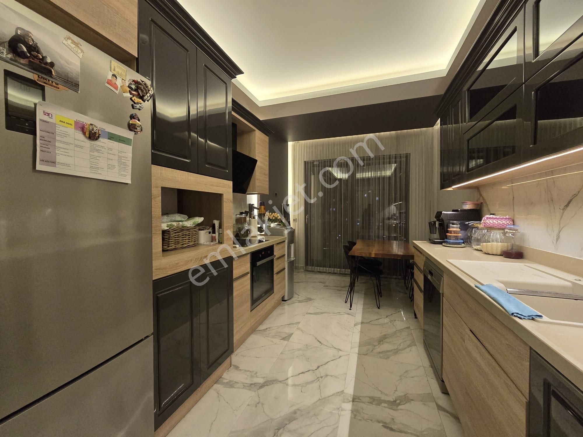 Elfi'den Beşevler Trio Live Porjesinde Satılık 3+1 Ara Kat Daire - Görsel 10