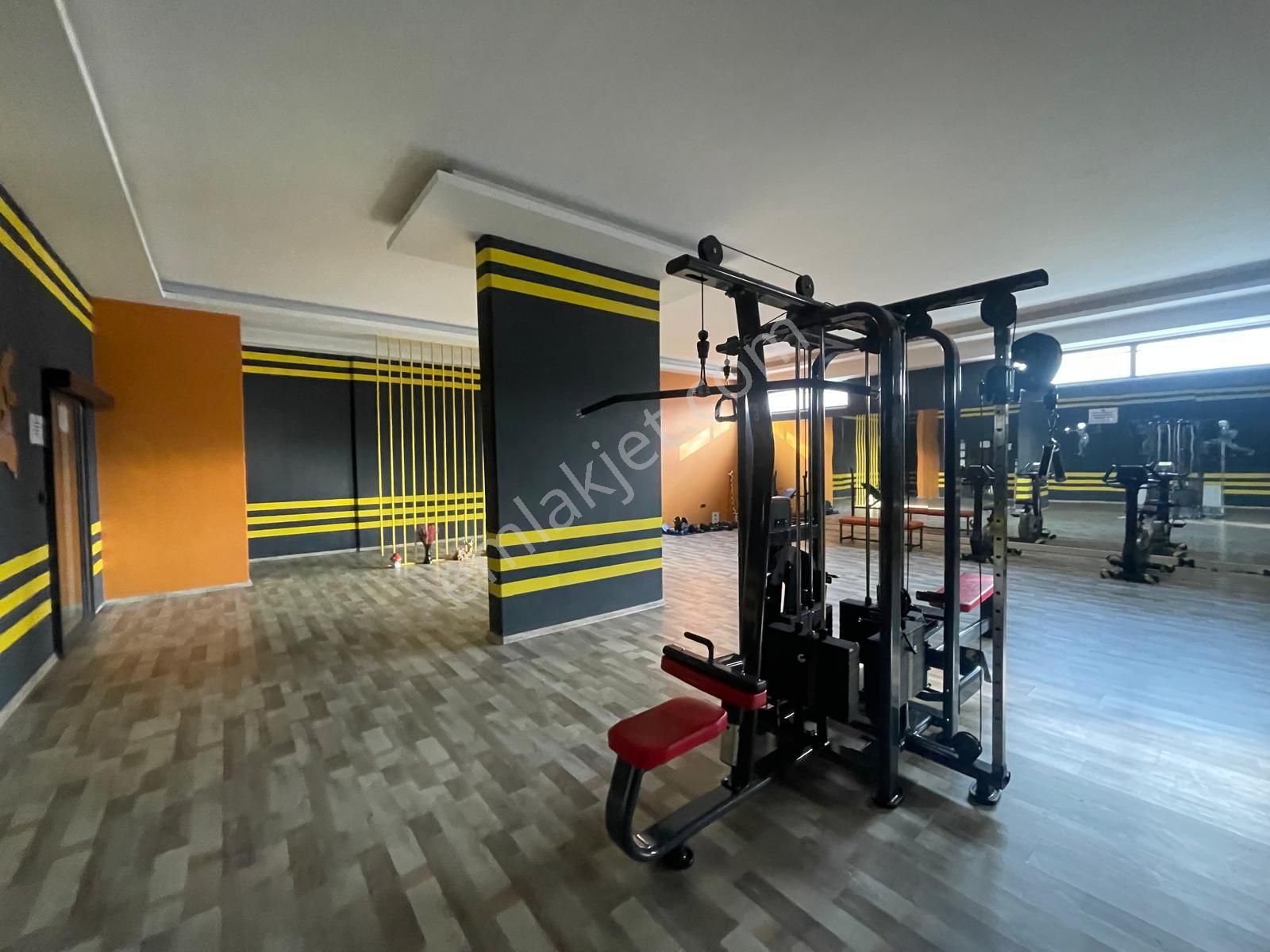 Elfi'den Beşevler Trio Live Porjesinde Satılık 3+1 Ara Kat Daire - Görsel 31