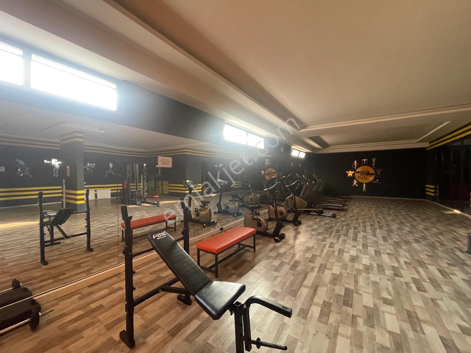 Elfi'den Beşevler Trio Live Porjesinde Satılık 3+1 Ara Kat Daire - Görsel 32