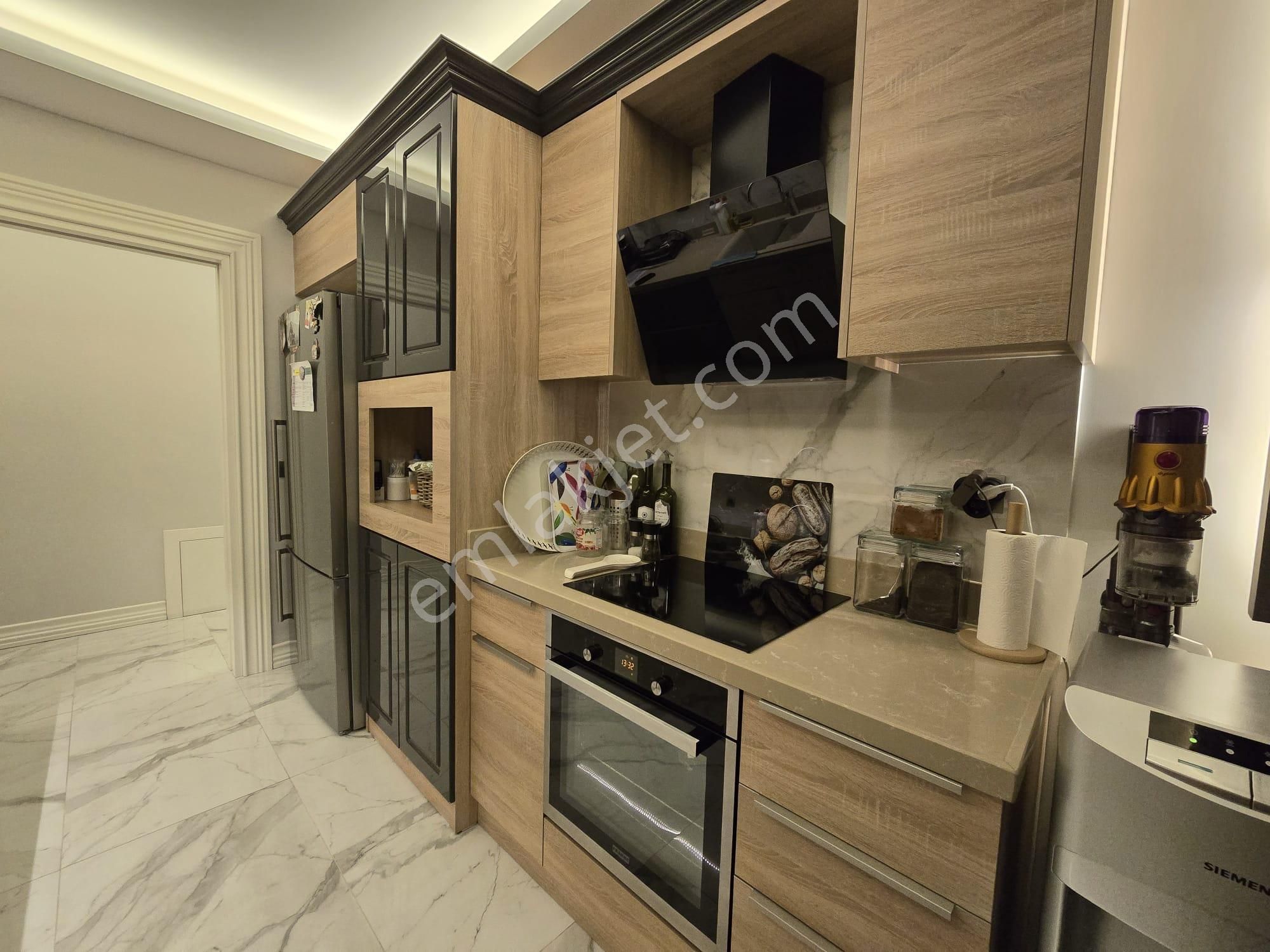 Elfi'den Beşevler Trio Live Porjesinde Satılık 3+1 Ara Kat Daire - Görsel 11