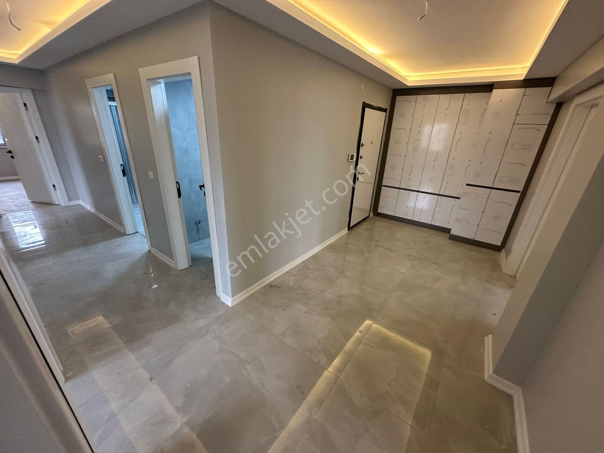 Saraycık Toki^de Sıfır E. Banyolu G. Odalı Geniş Full Yapılı Ara Katta Asansörlü 4+1 - Görsel 25