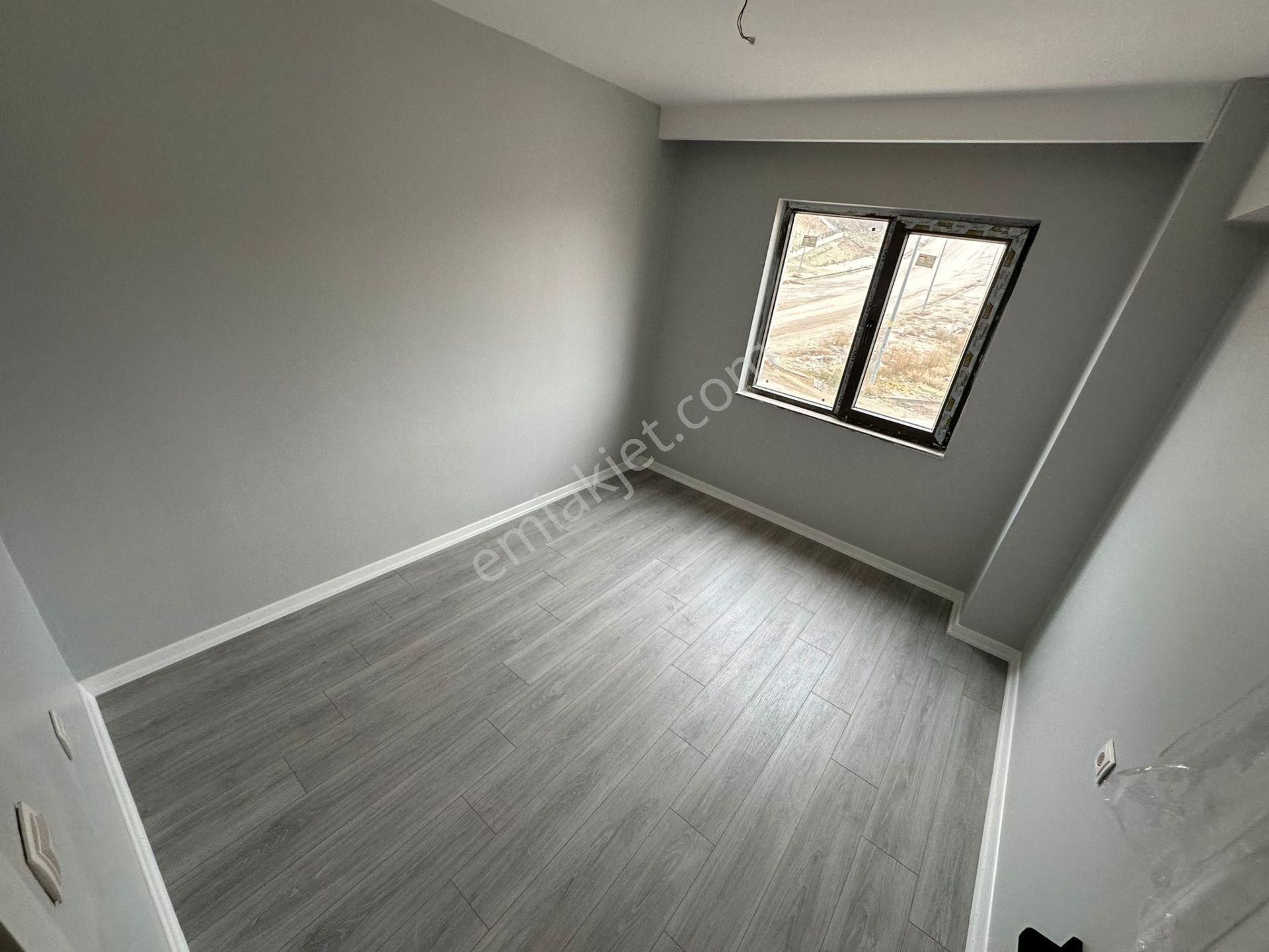 Saraycık Toki^de Sıfır E. Banyolu G. Odalı Geniş Full Yapılı Ara Katta Asansörlü 4+1 - Görsel 20
