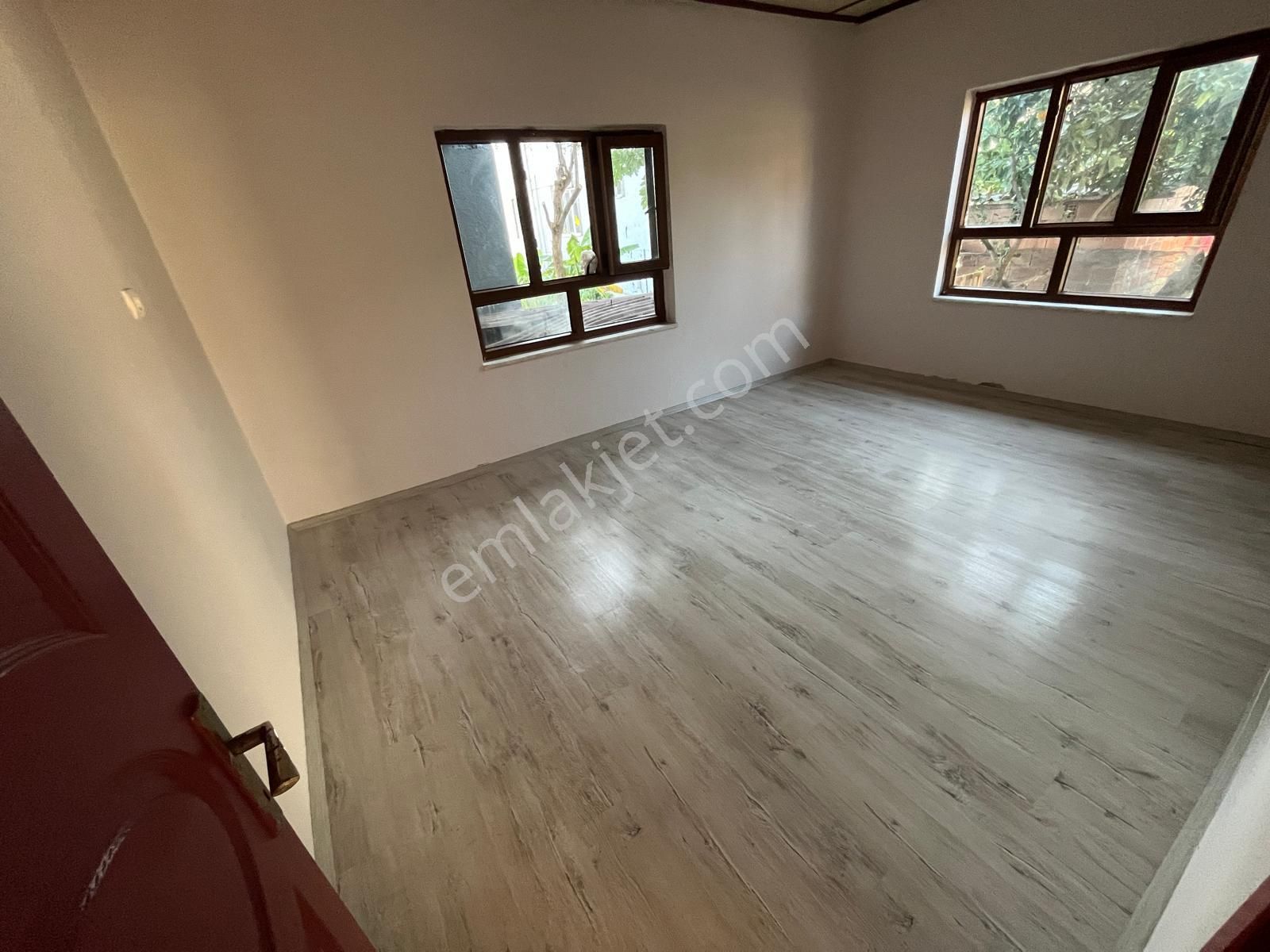 Tuana Emlak'tan Gülpınar'da 3+1 Müstakil Ev - Görsel 12